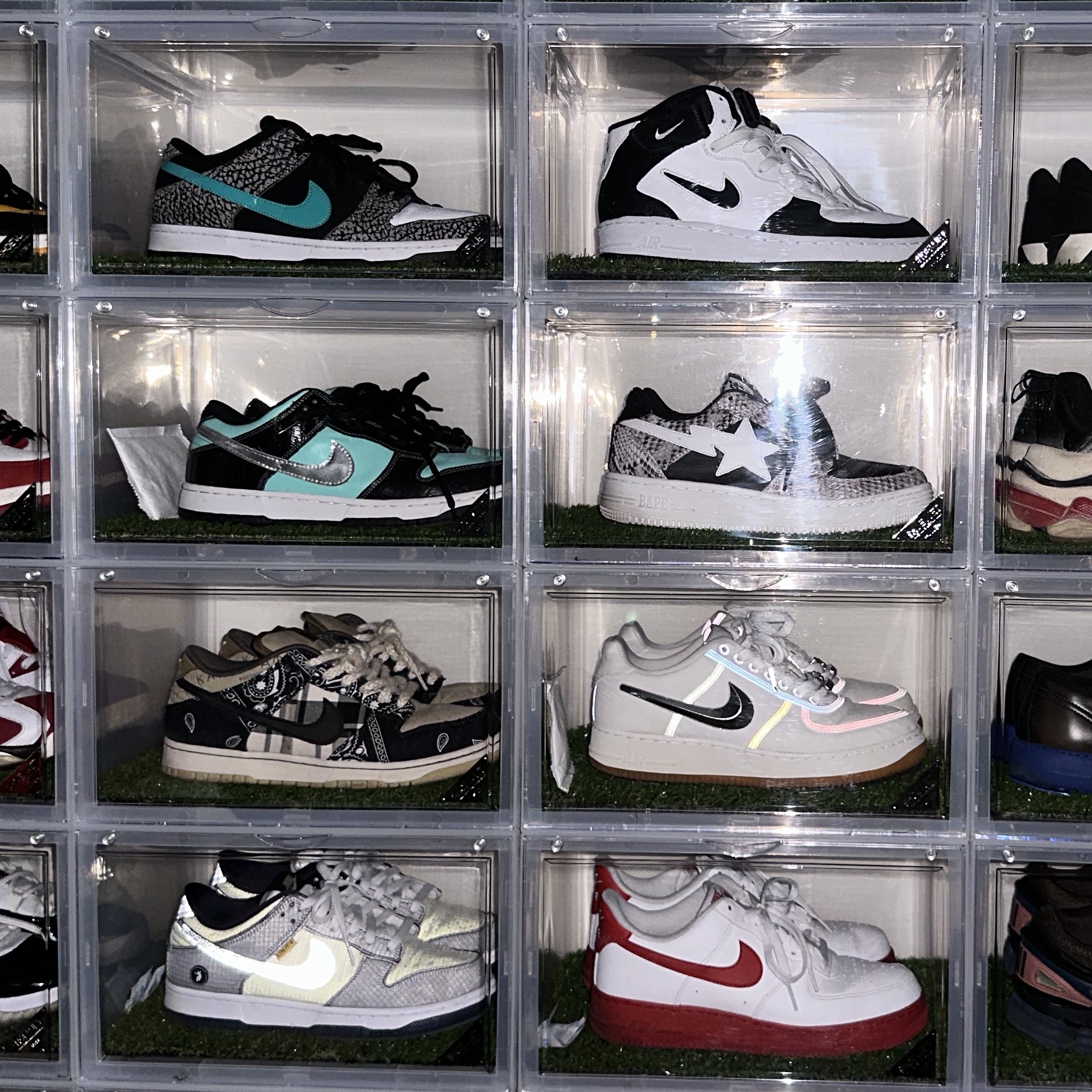 Nike SB Dunk Low Pro Clear Jade, Nike x Diamond Supply Co. SB Dunk Low Tiffany 착용 스타일