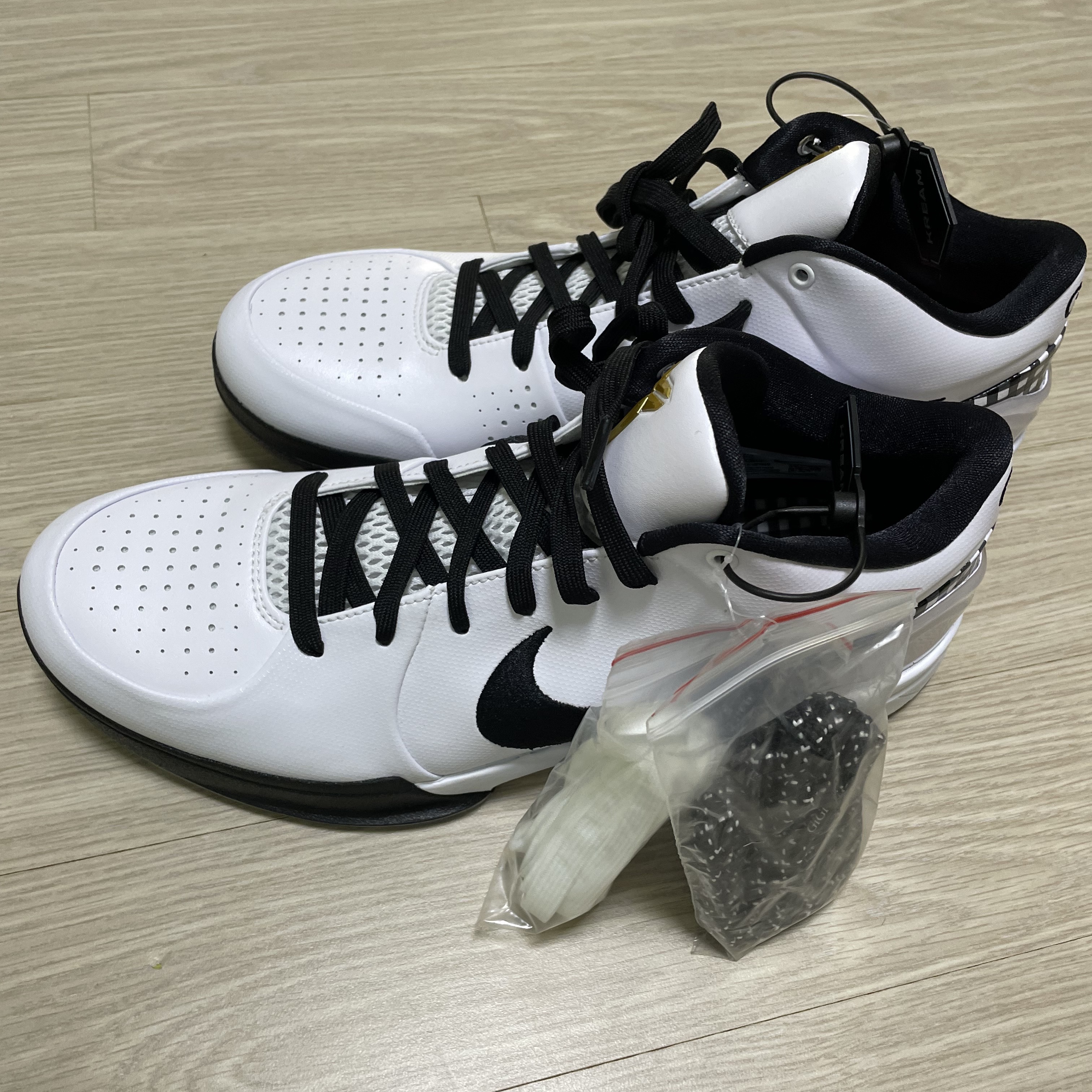 Nike Kobe 4 Protro Mambacita Gigi 착용 스타일