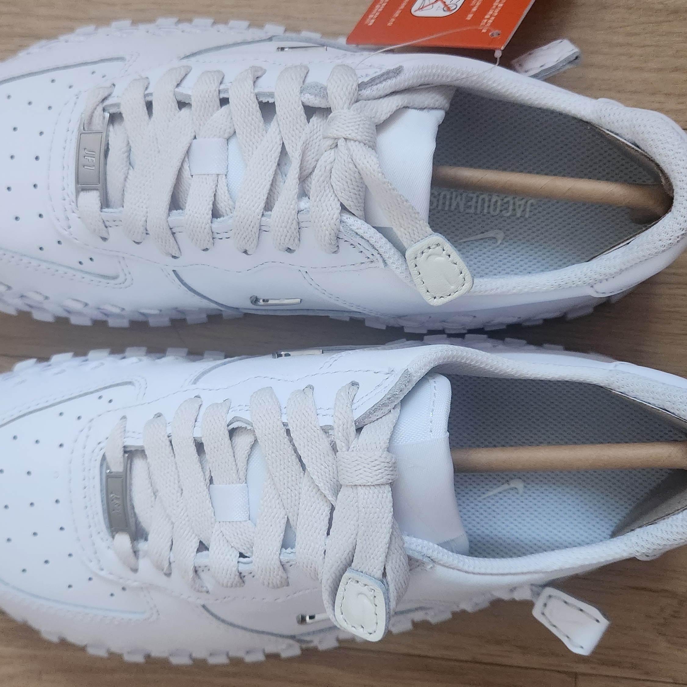 Nike x Jacquemus J Force 1 Low LX SP White 착용 스타일 - 5