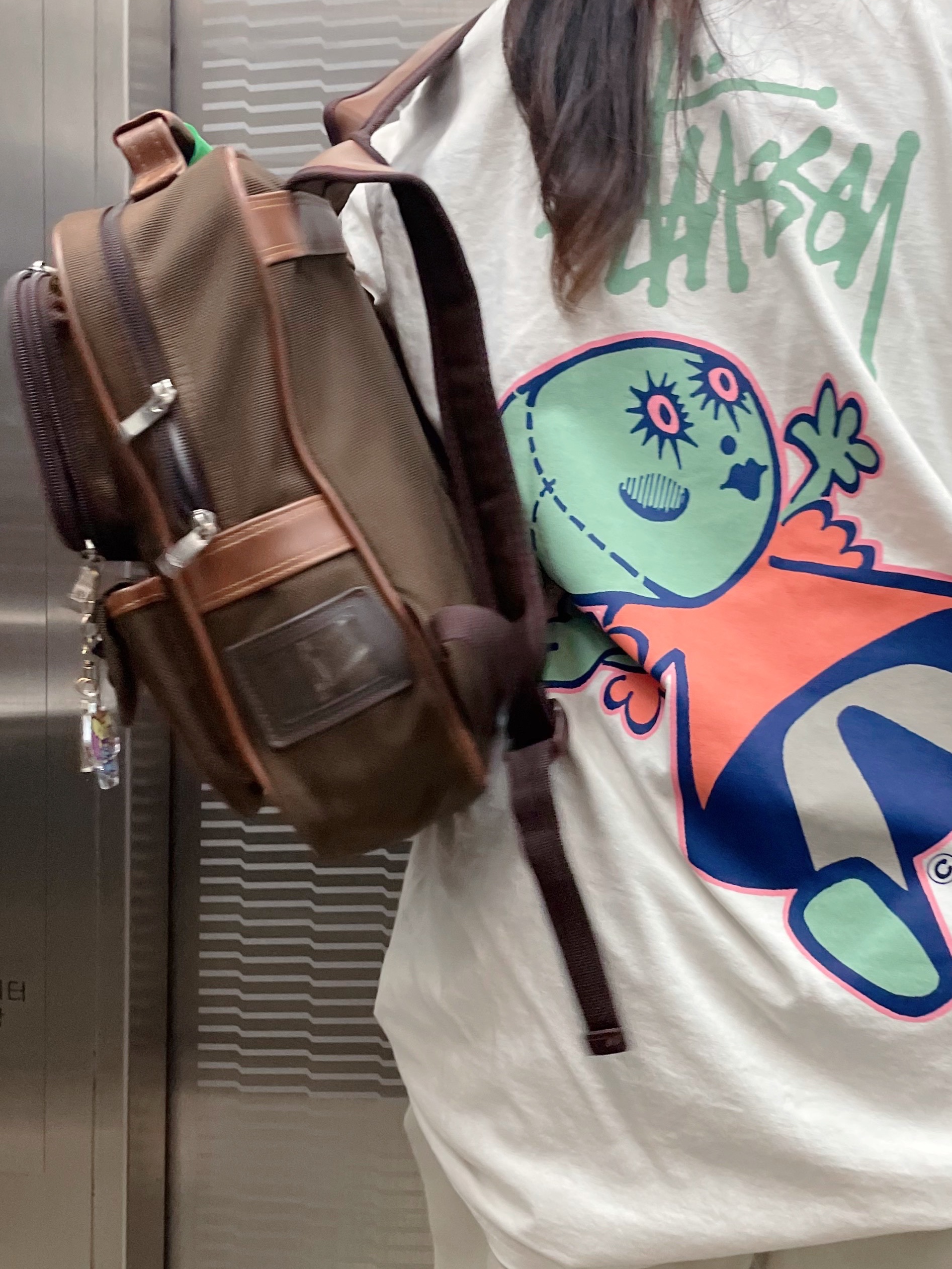 Stussy Dollie Pigment Dyed T-Shirt Natural, Nike Heritage 86 Futura Washed Cap Light Bone 착용 스타일 - 2