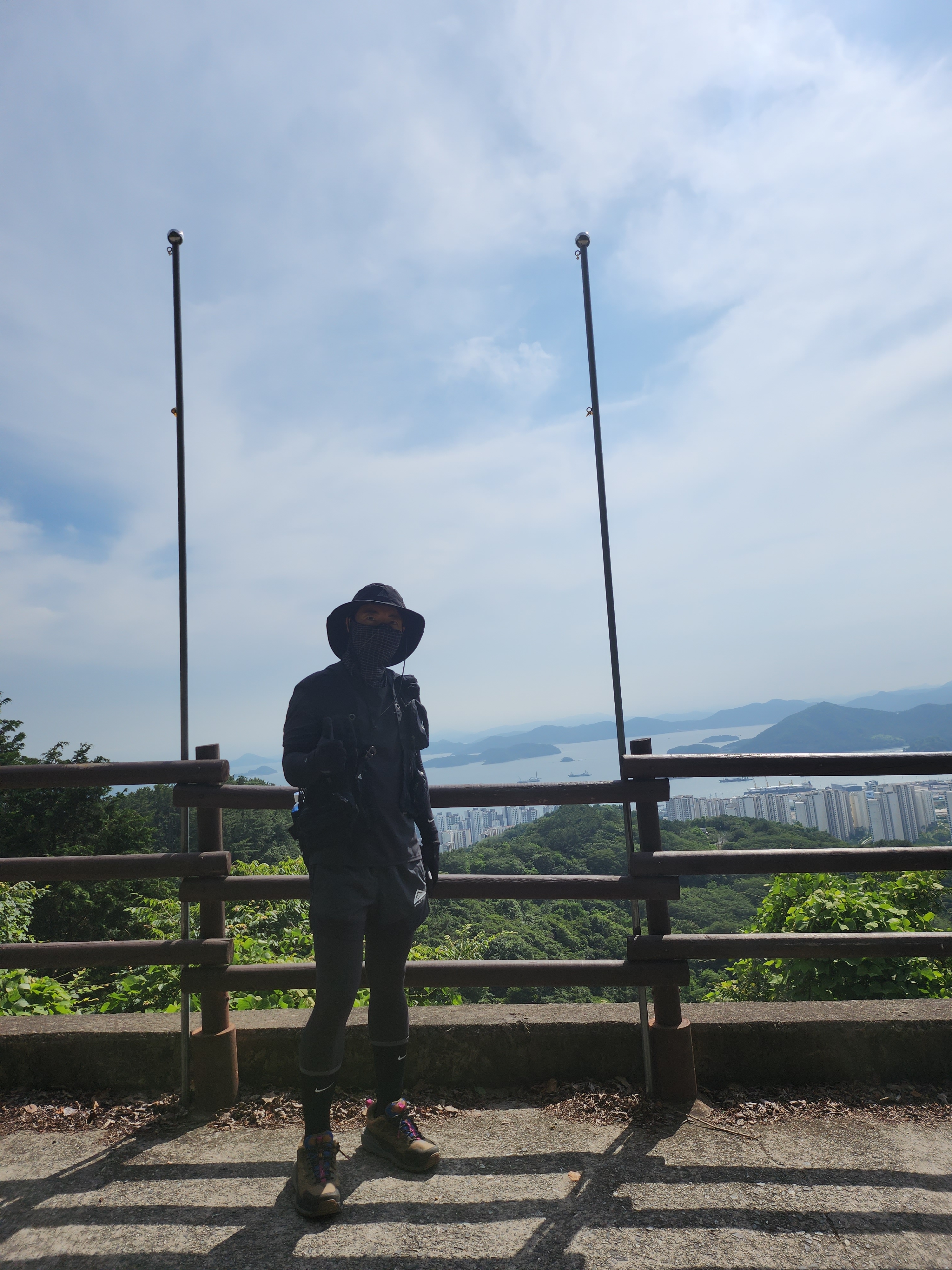 Nike ACG Buttles Vest Black - US/EU, Nike NRG ACG Storm-Fit Bucket Hat Black 착용 스타일 - 4