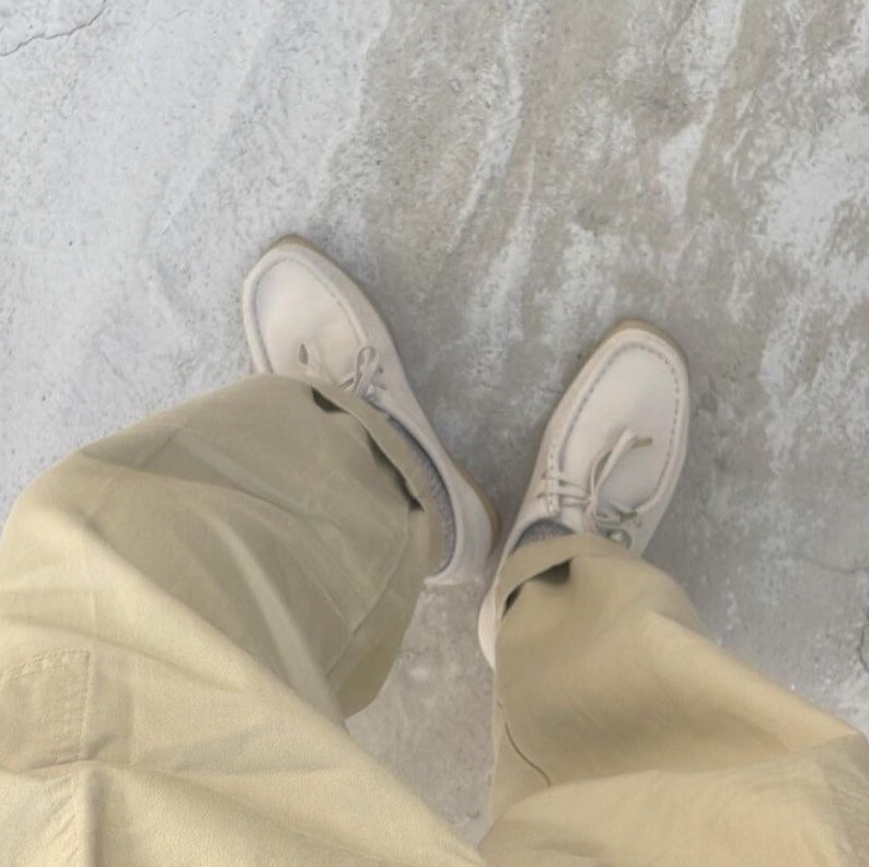 Clarks Women Wallabee Nubuck White 착용 스타일