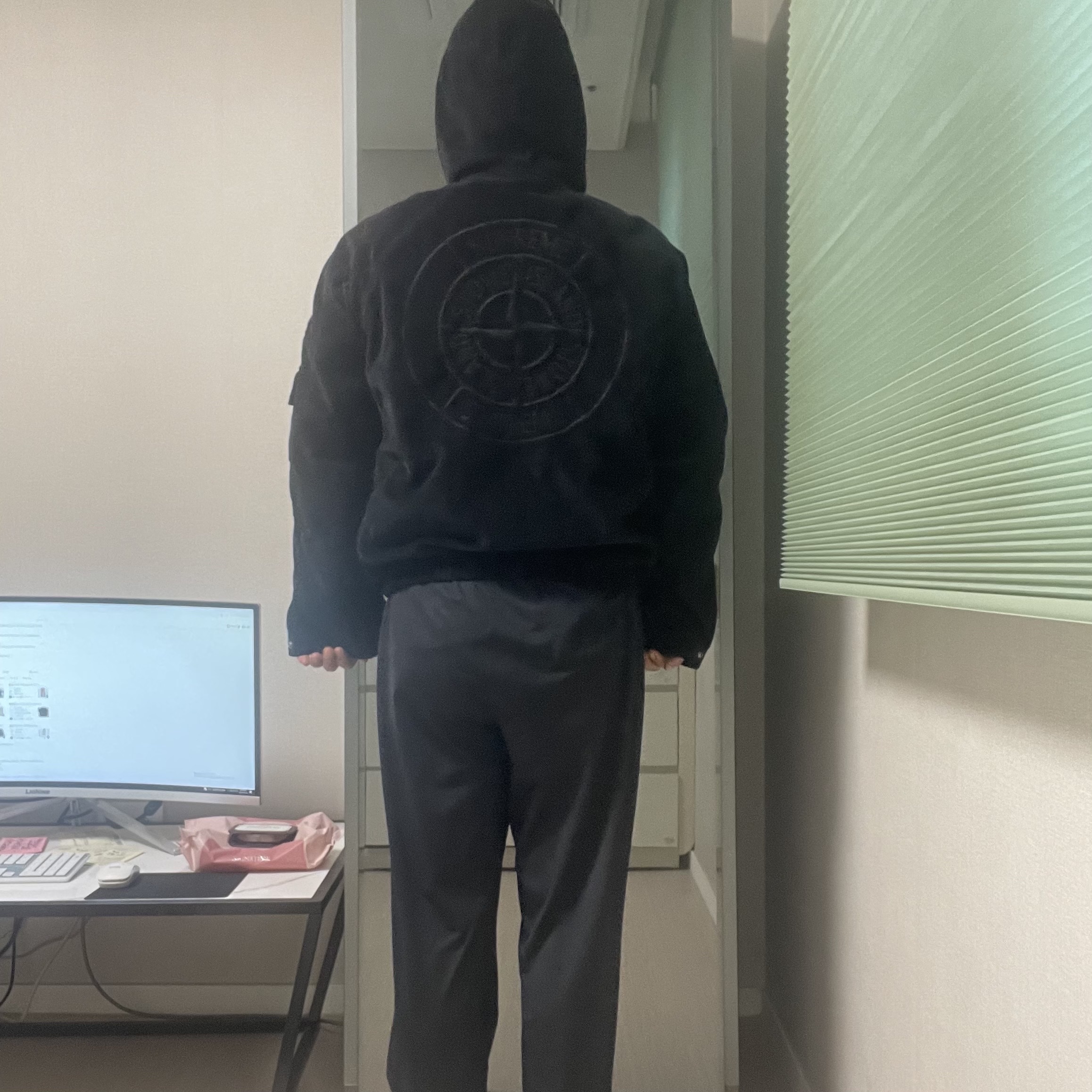 Supreme x Stone Island Corduroy Jacket Black - 20FW, Supreme x The North Face Faux Fur Nuptse Jacket Black - 20FW 착용 스타일 - 1