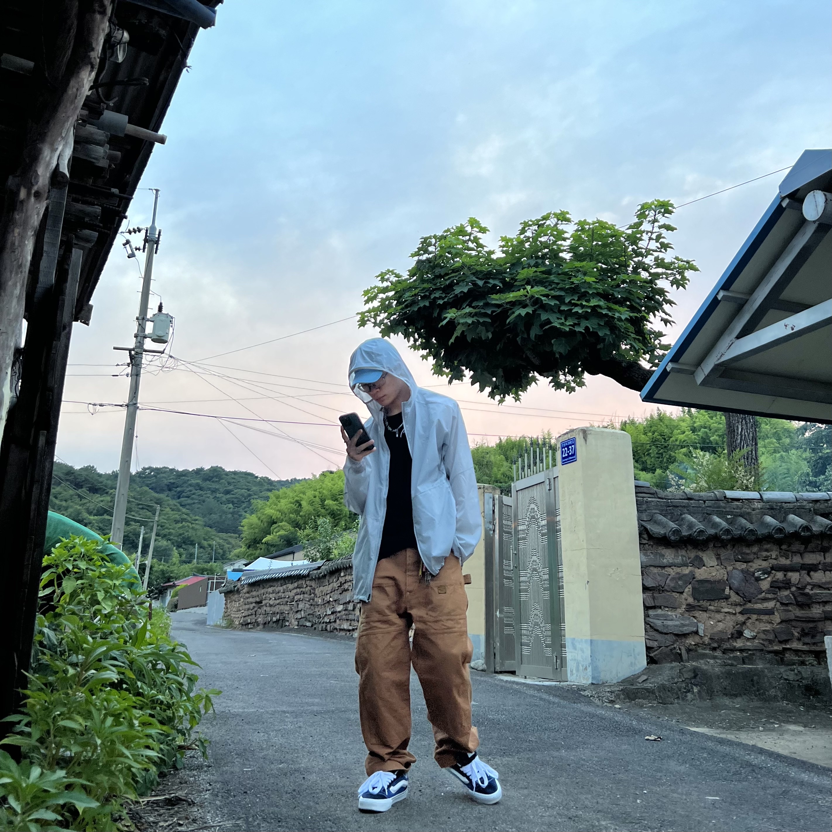 Arc'teryx Incendo Airshell Hoody Solitude 착용 스타일 - 5