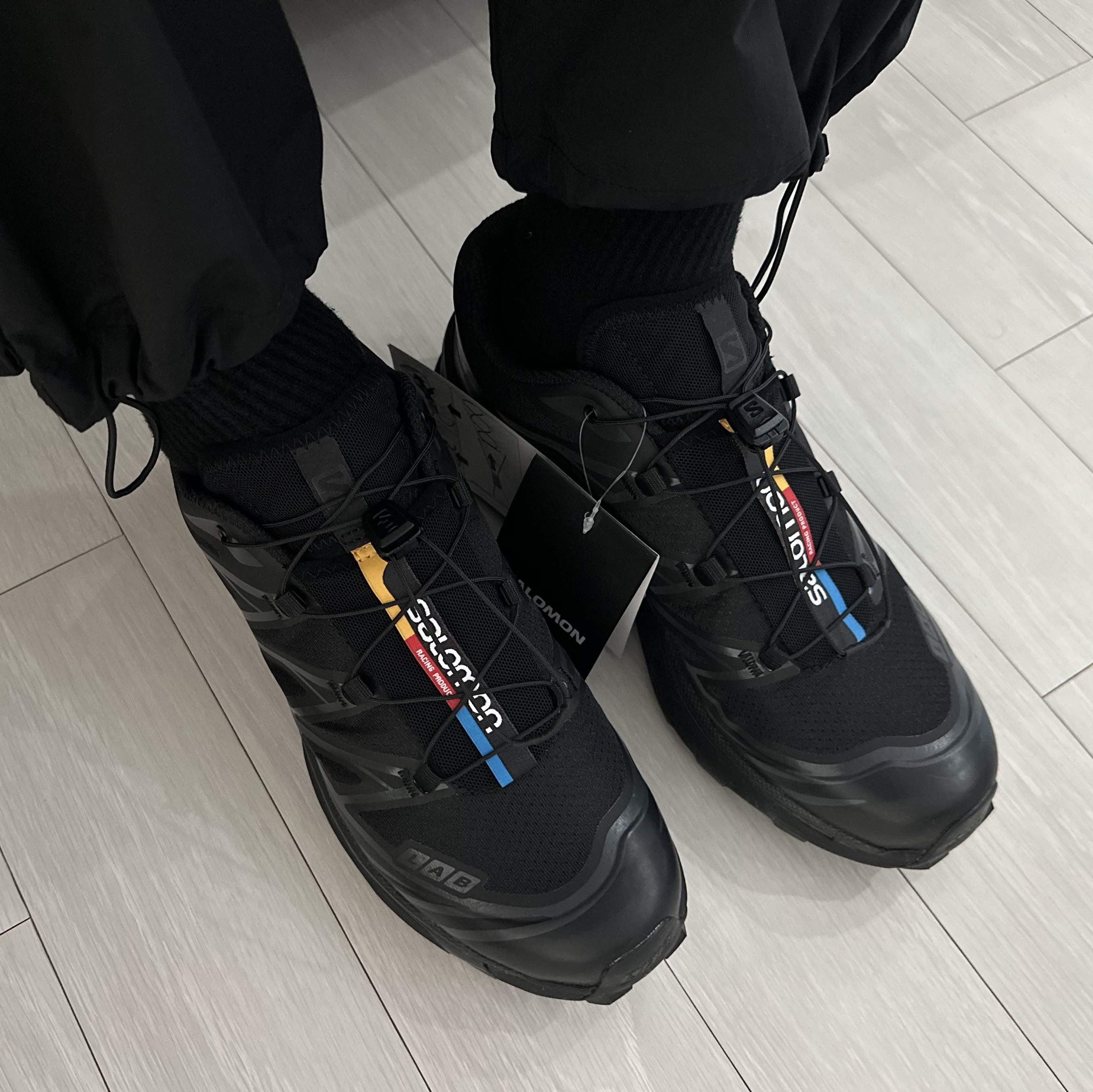 Salomon XT-6 ADV Black 착용 스타일 - 1