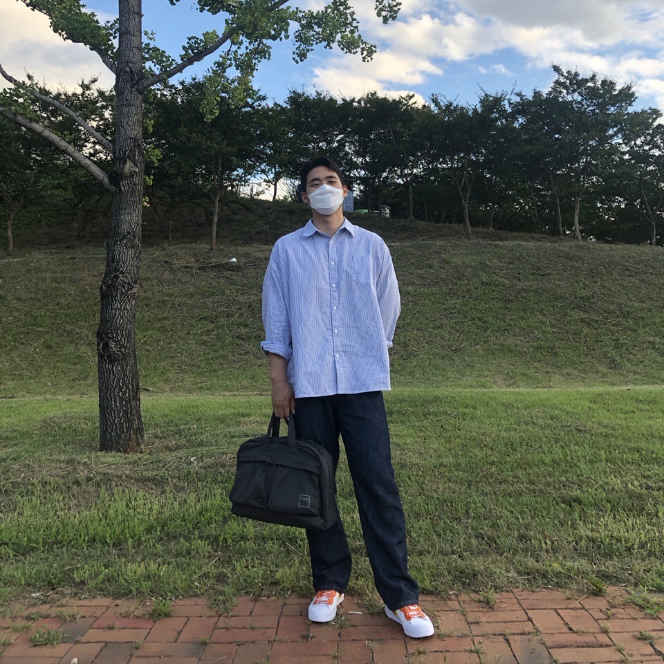 Nike x Sacai Blazer Low Magma Orange 착용 스타일