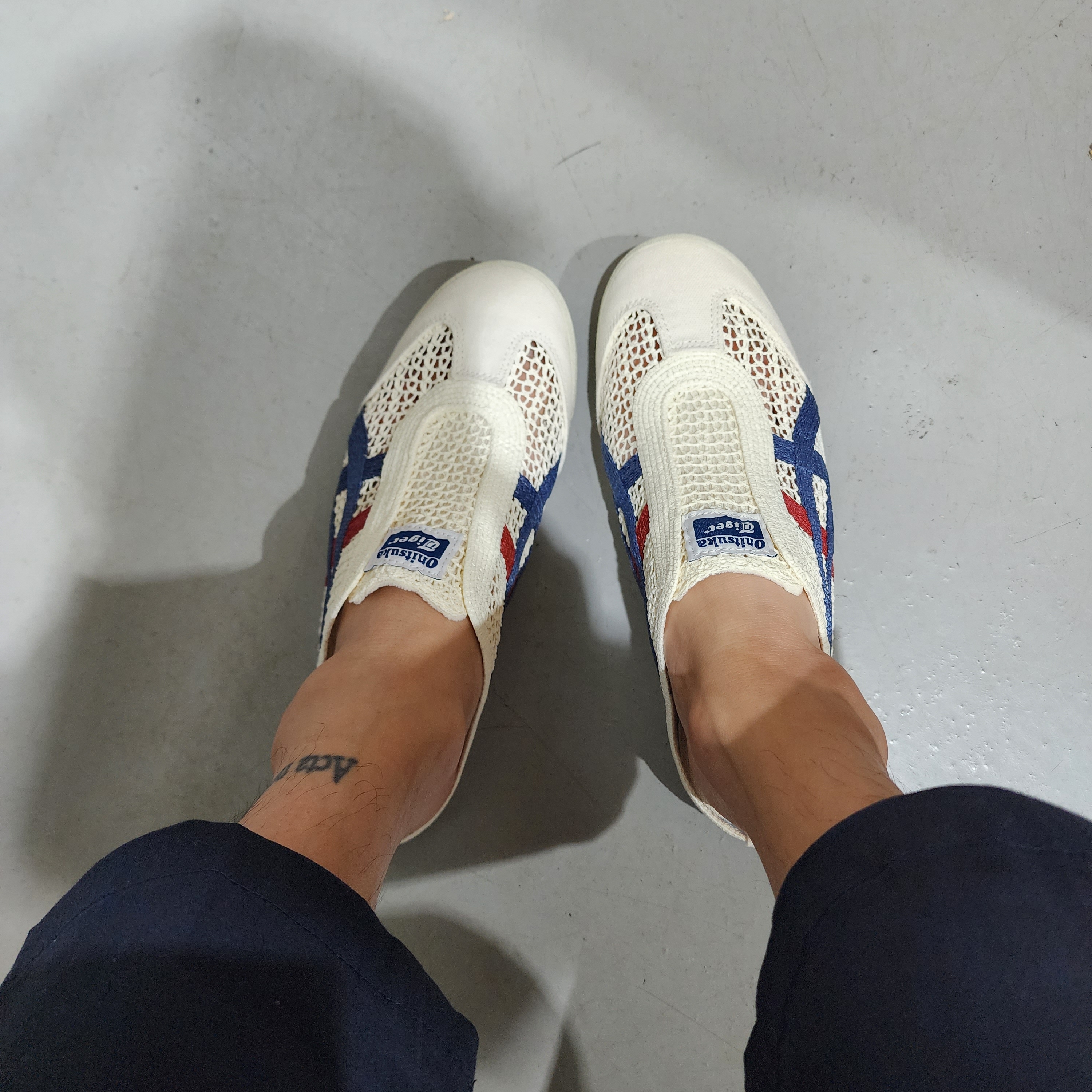 Onitsuka Tiger Mexico 66 Sabot Cream Mako Blue 착용 스타일