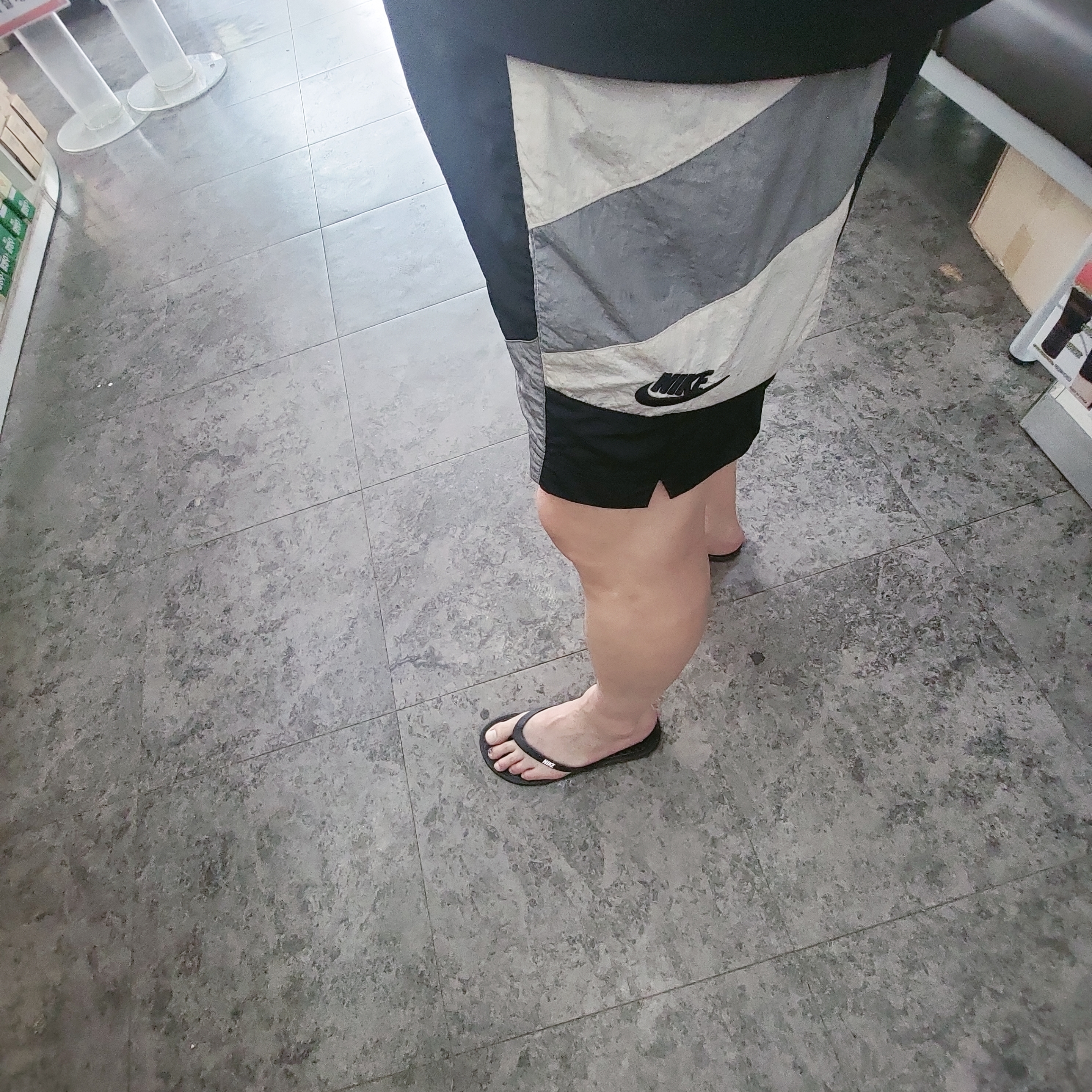 Nike On Deck Slide Black White 착용 스타일