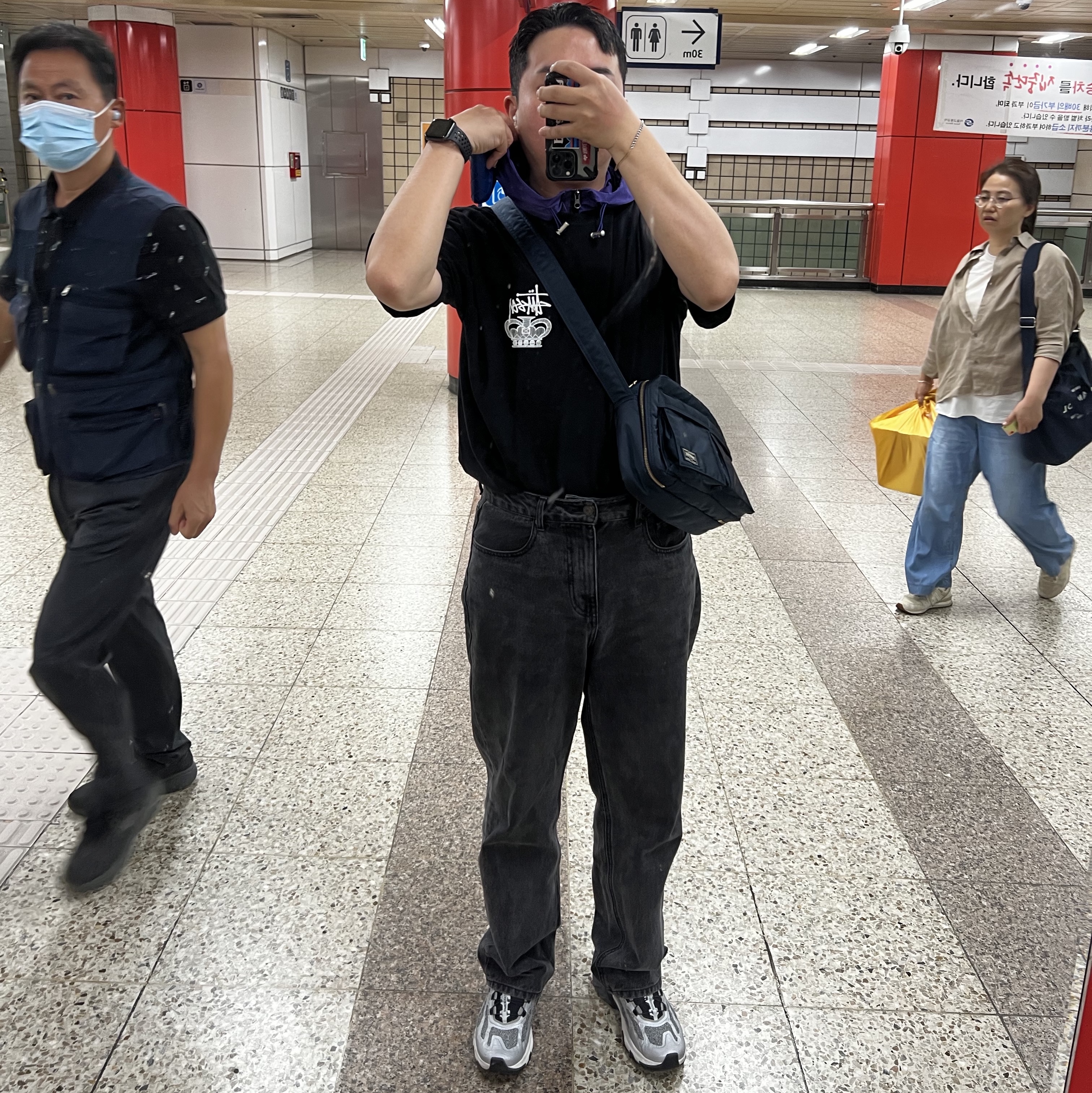Salomon Speedverse PRG Silver Frost Grey Lunar Rock, Porter Tanker Shoulder Bag S Iron Blue 착용 스타일