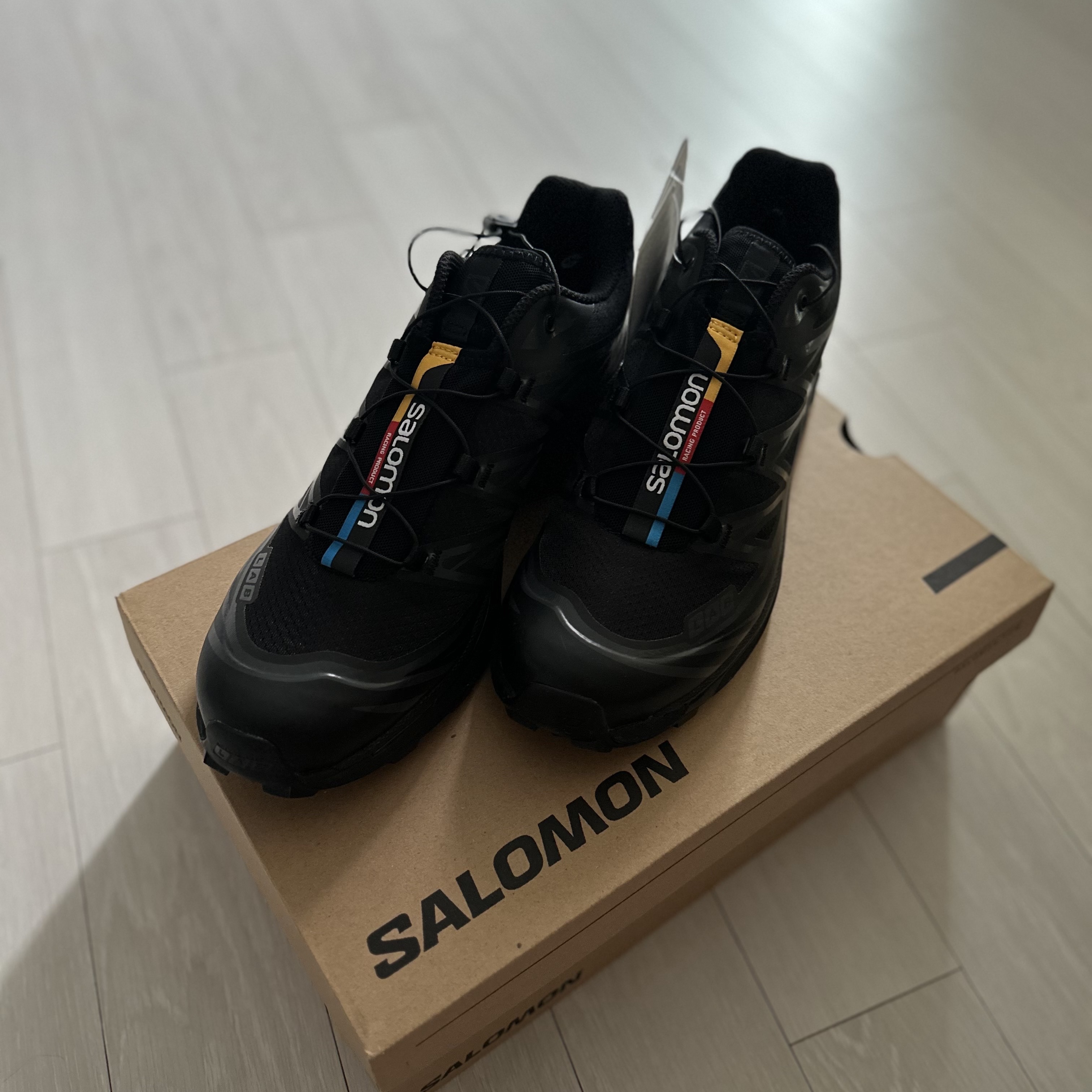 Salomon XT-6 ADV Black 착용 스타일 - 4