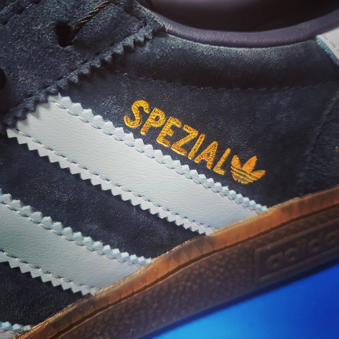 Supreme Pigment Canvas S Logo 6-Panel Navy - 23SS, Adidas Spezial Handball Collegiate Navy 착용 스타일 - 4