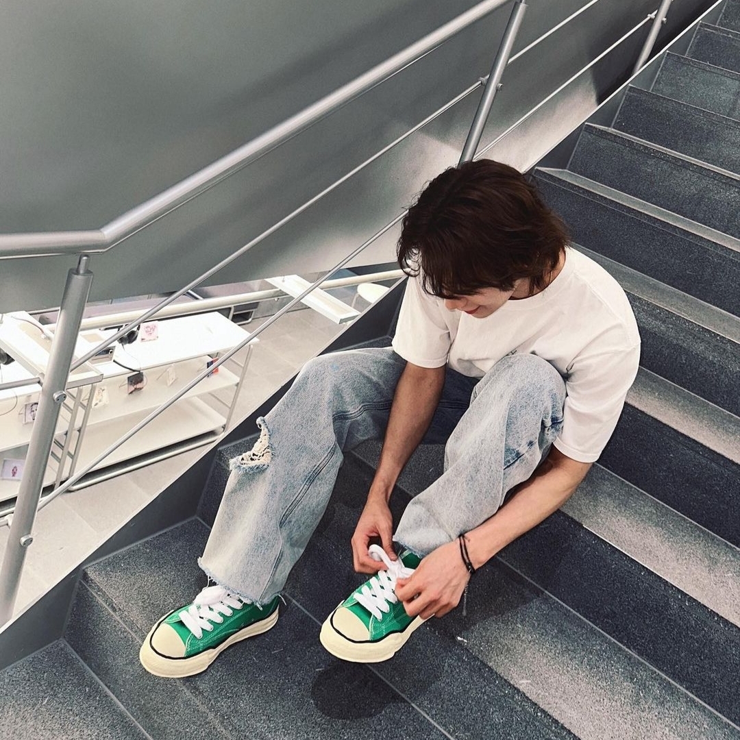 Maison Mihara Yasuhiro Peterson VL OG Sole Canvas Low-top Sneakers Green 착용 스타일 - 3