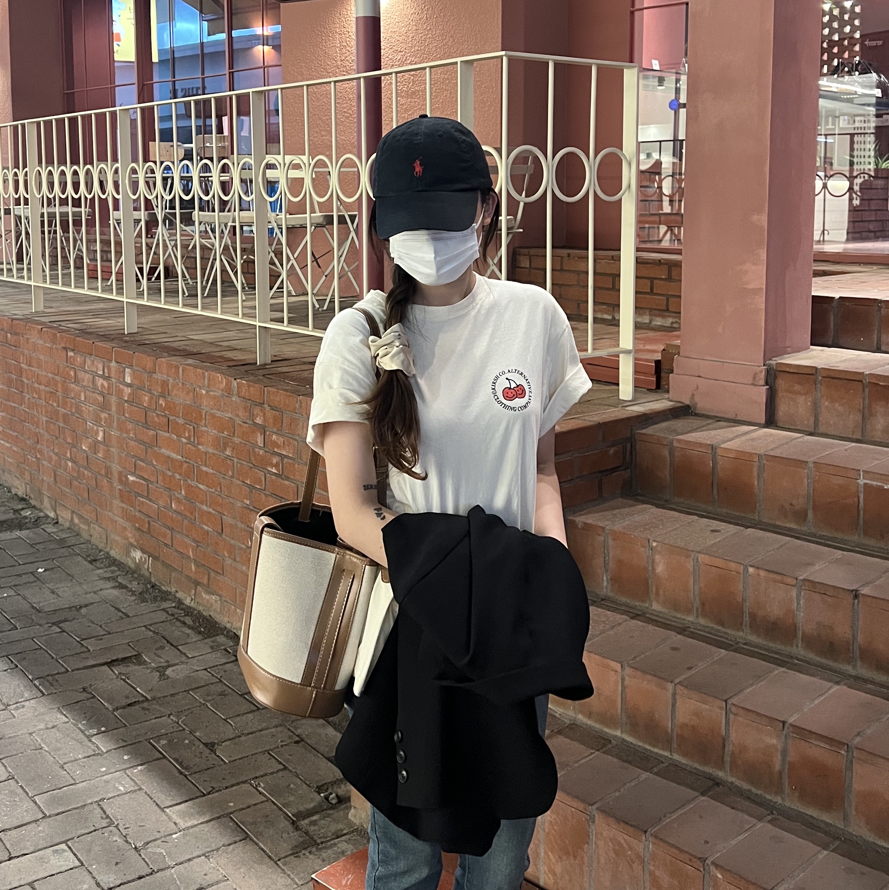 [30%적립] Polo Ralph Lauren Cotton Chino Ball Cap Polo Black 착용 스타일