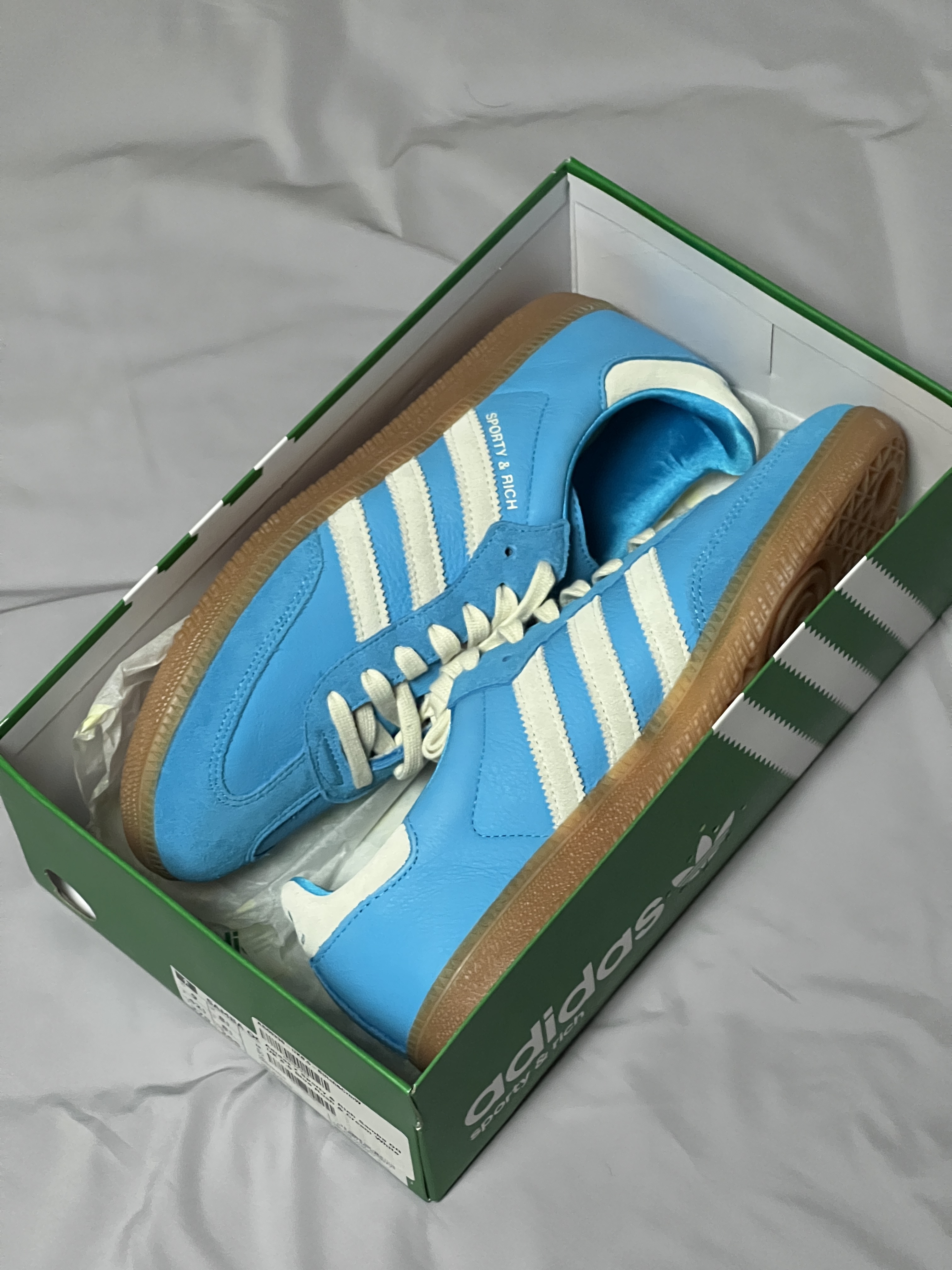 Adidas x Sporty & Rich Samba Blue Rush Cream White 착용 스타일 - 1