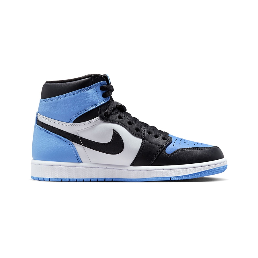 Jordan 1 Retro High OG University Blue 착용 스타일 - 2