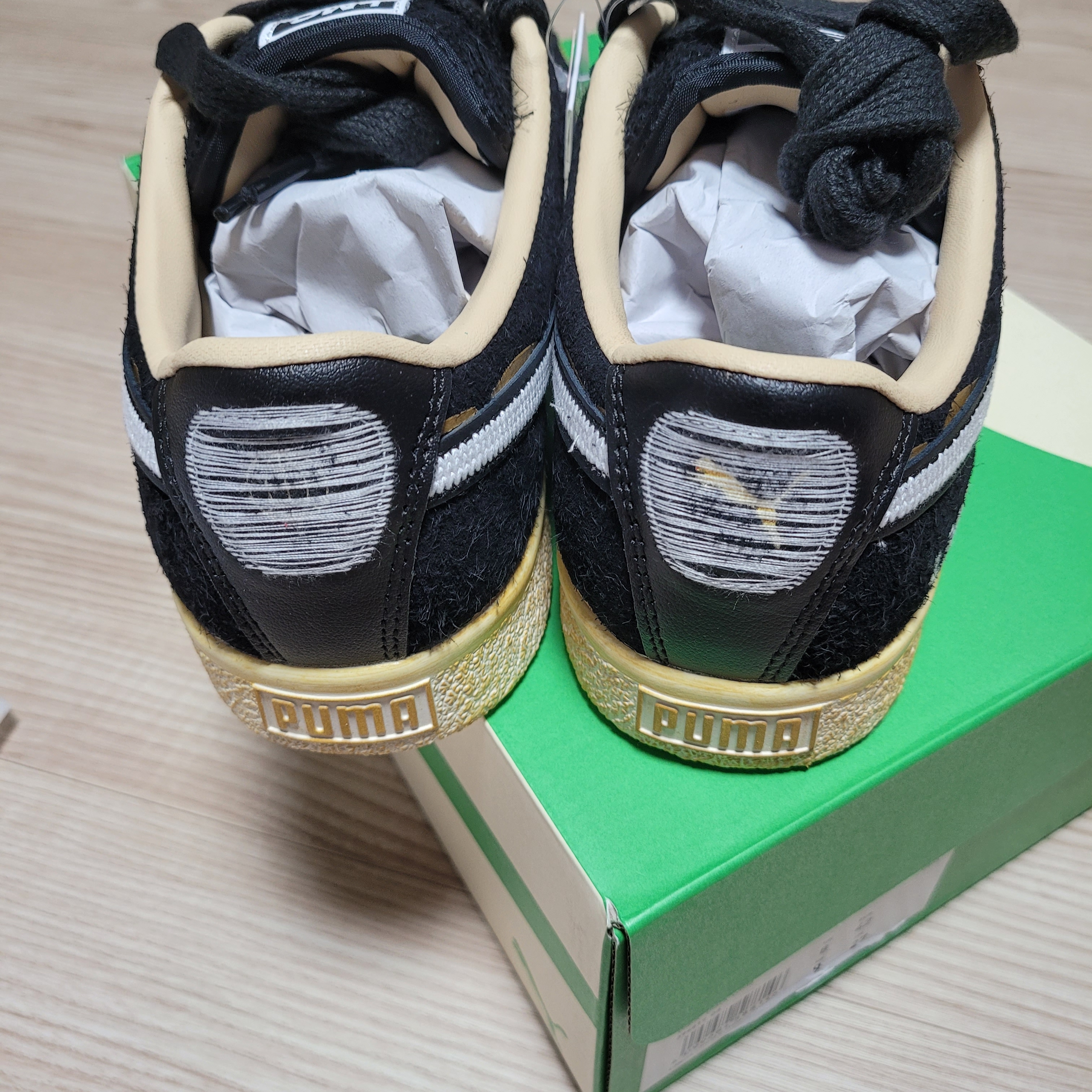 Puma x LMC Suede VTG Black 착용 스타일 - 2
