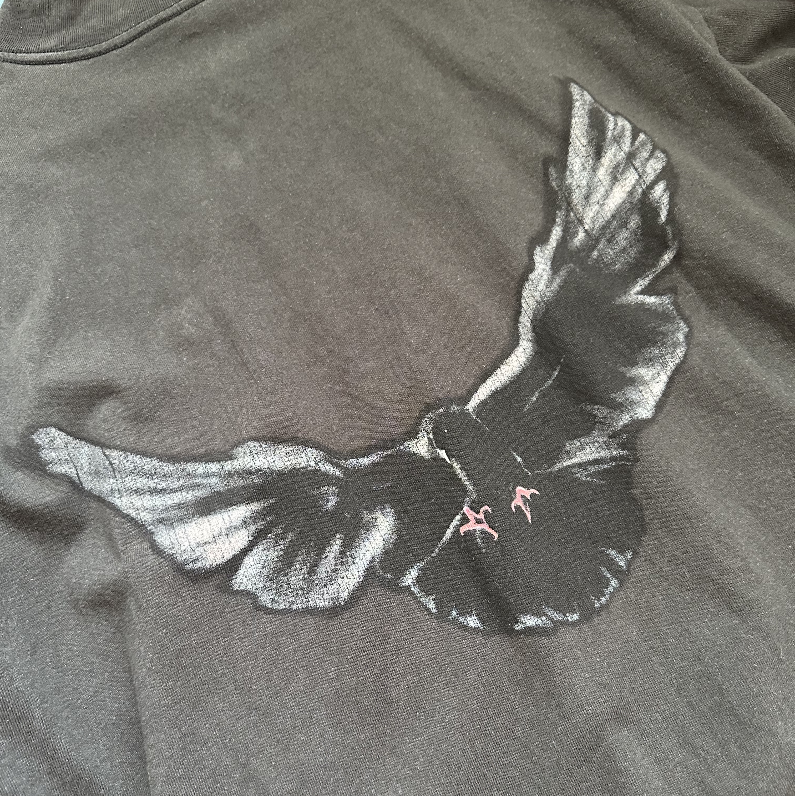 Yeezy Gap Engineered By Balenciaga Dove Long Sleeve T-Shirt Black 착용 스타일