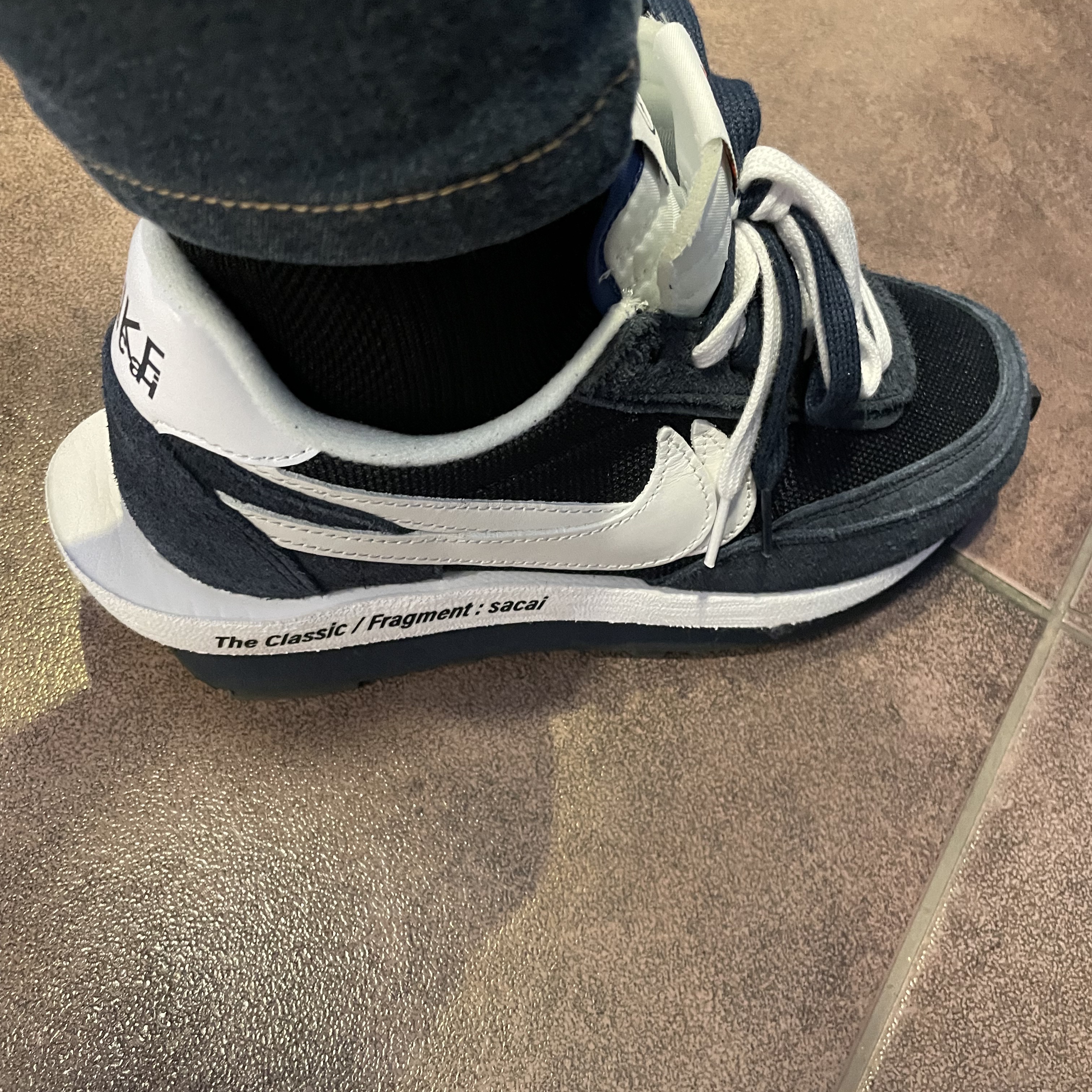 Nike x Sacai x Fragment LDWaffle Blackened Blue 착용 스타일 - 2