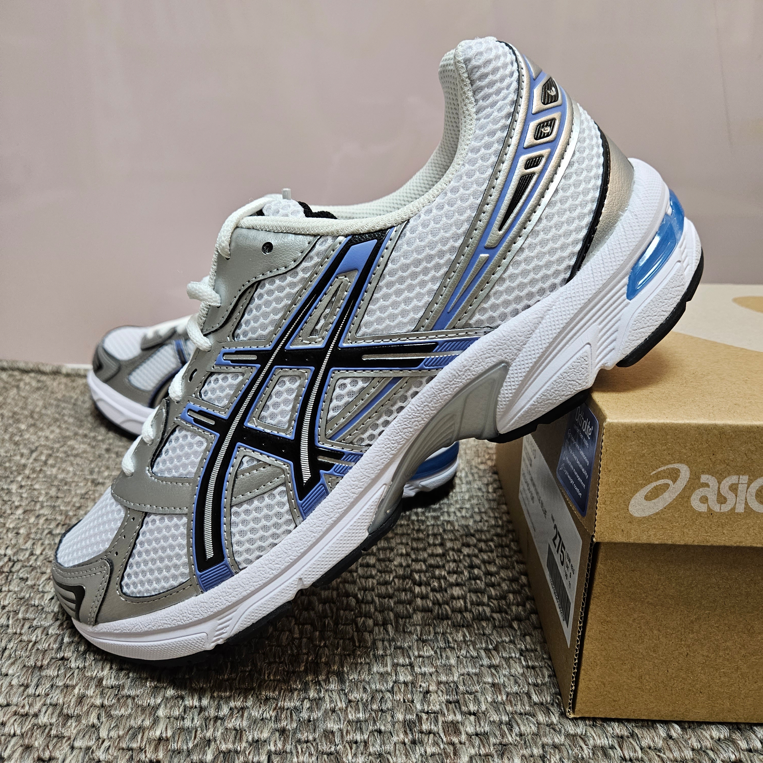 (W) Asics Gel-1130 White Periwinkle Blue 착용 스타일 - 1