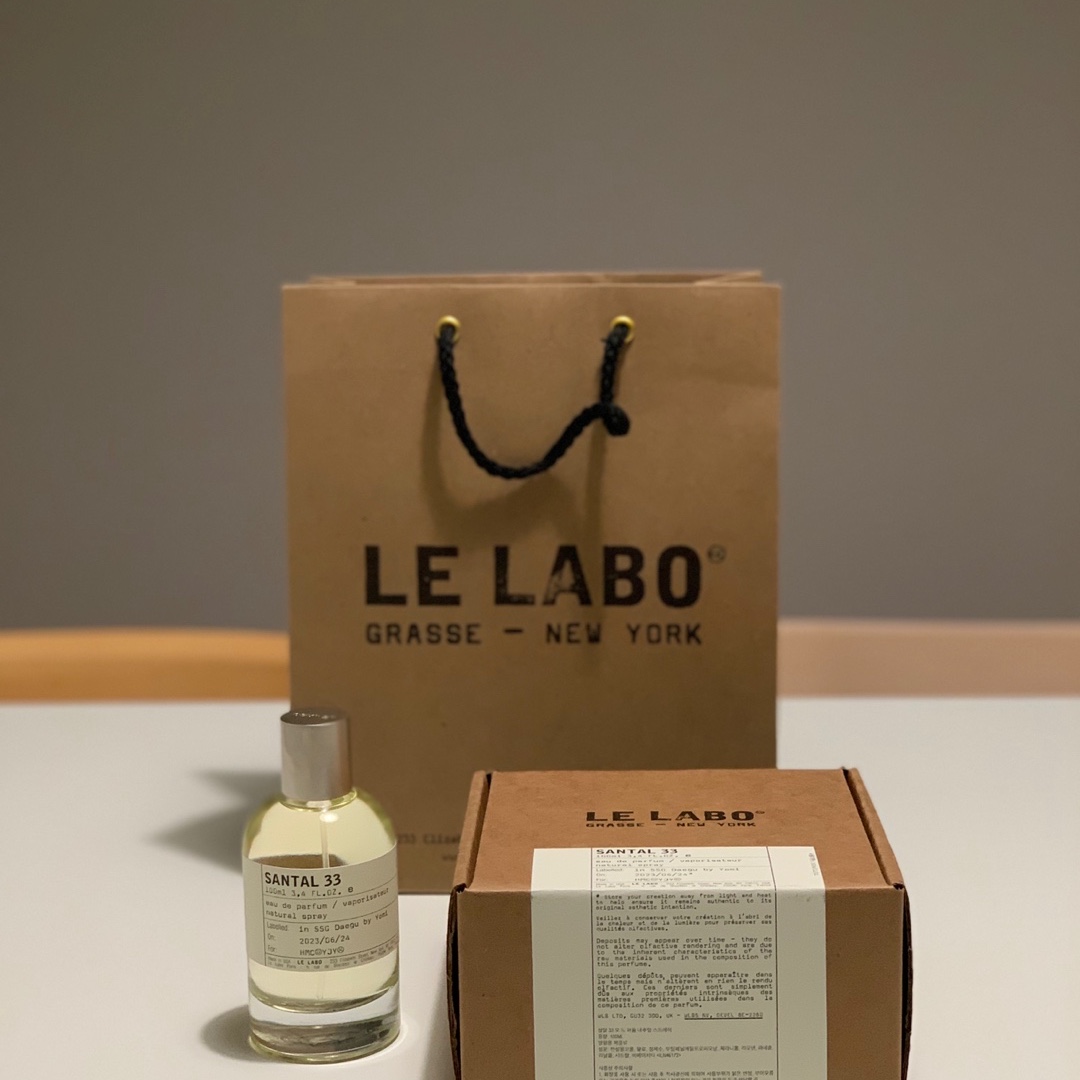 Le Labo Santal 33 Eau De Parfum 100ml 착용 스타일