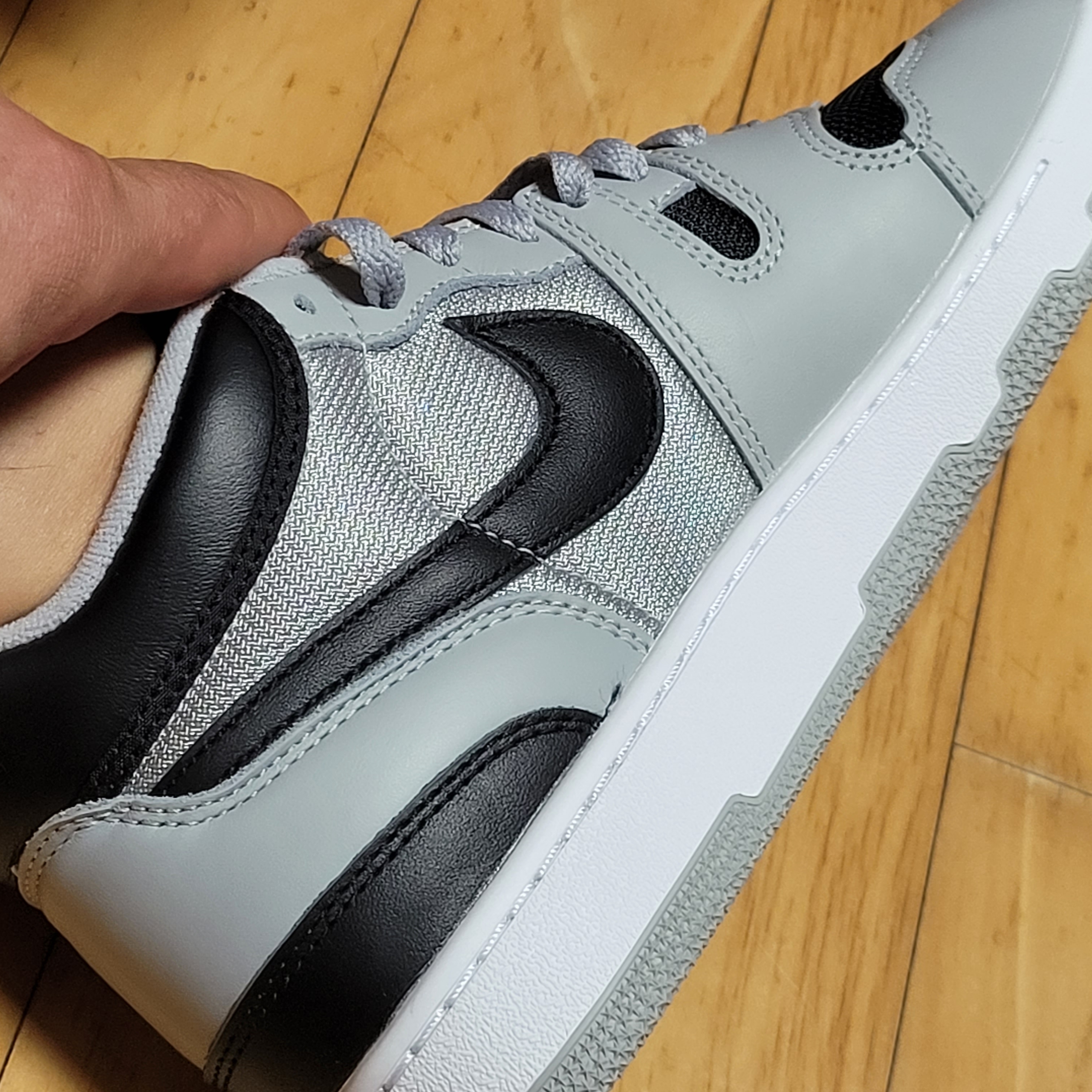 Nike Mac Attack QS SP Light Smoke Grey 착용 스타일 - 3
