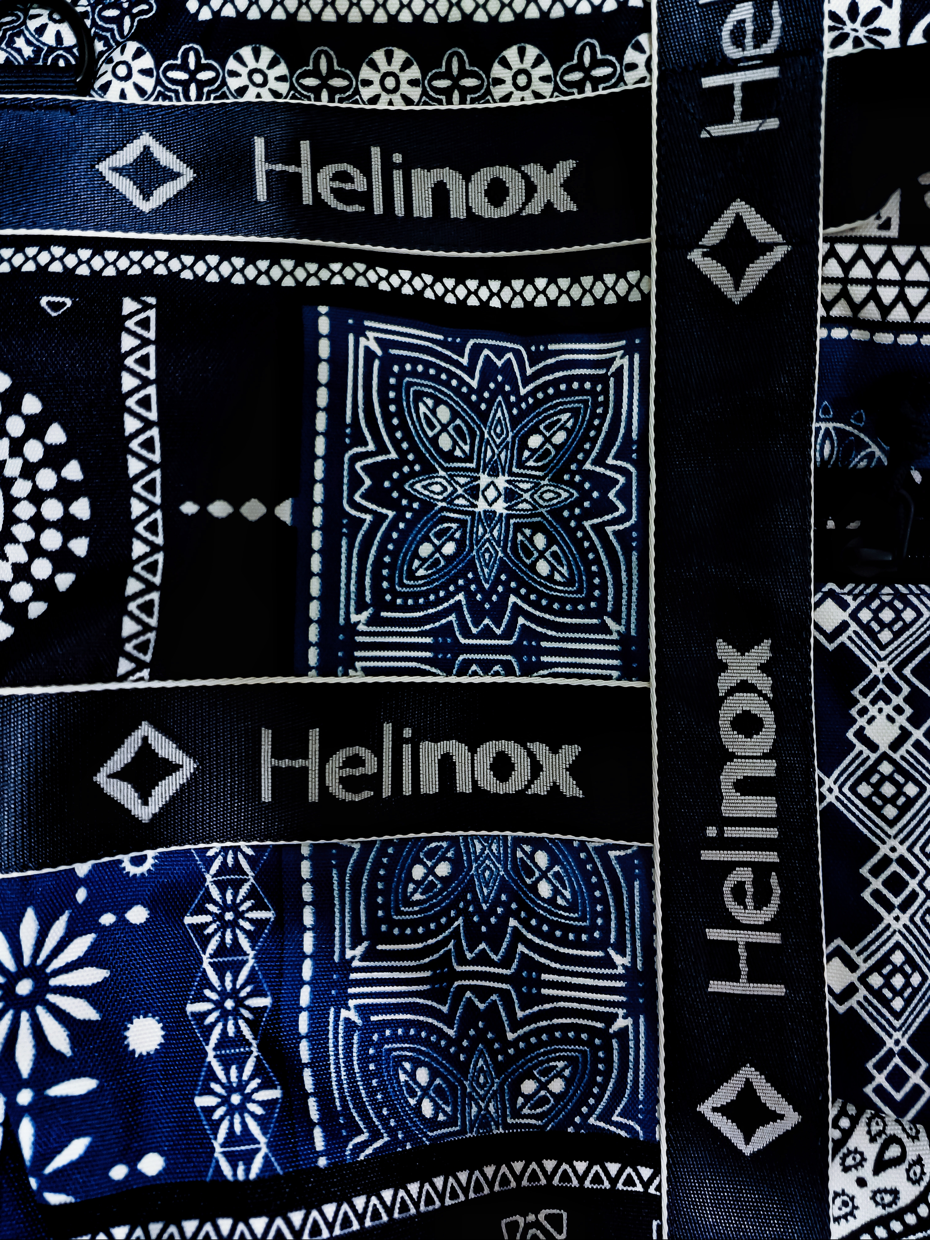 Helinox Classic Duffle Bag Small Black 착용 스타일