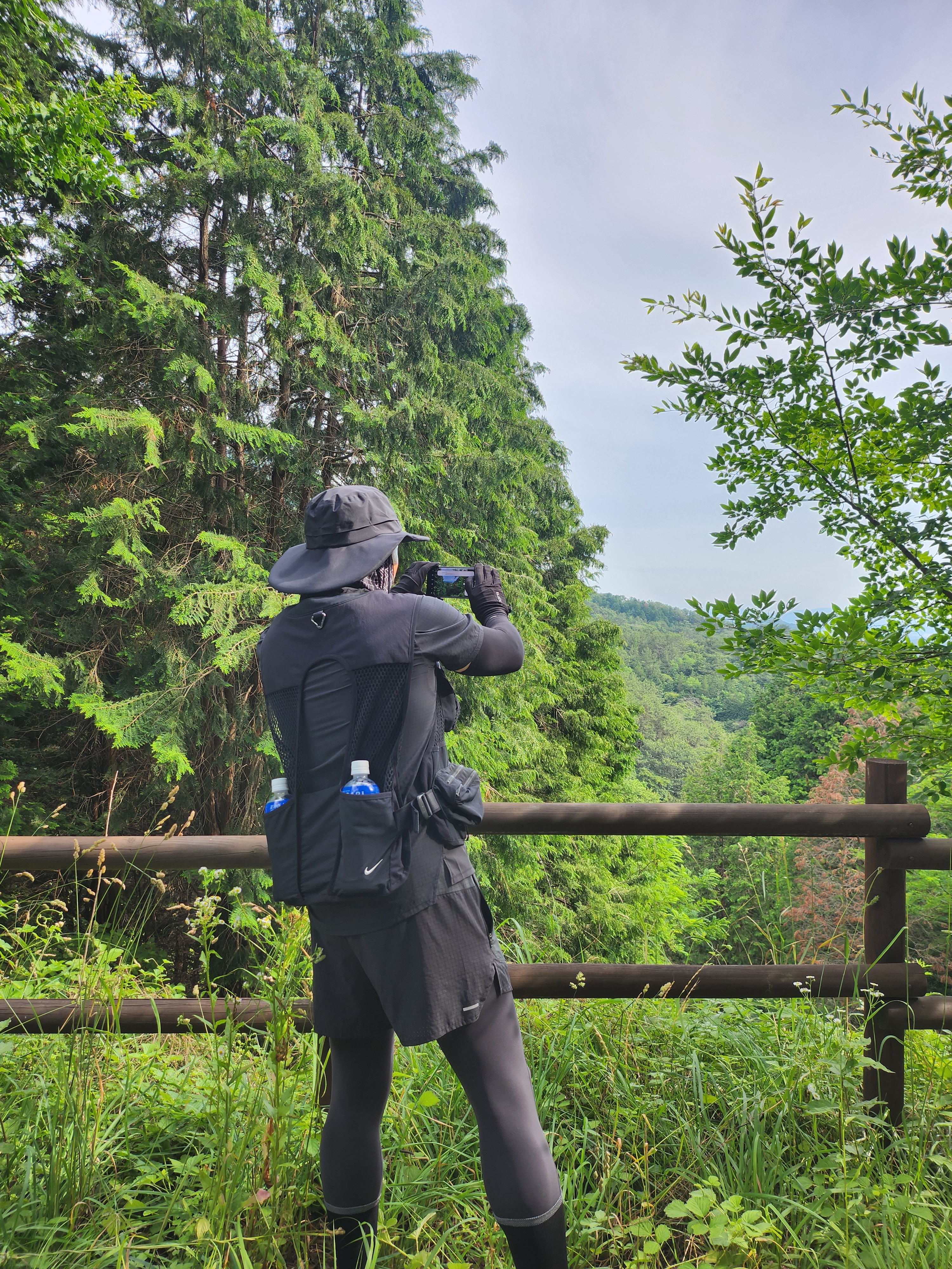 Nike ACG Buttles Vest Black - US/EU, Nike NRG ACG Storm-Fit Bucket Hat Black 착용 스타일 - 5