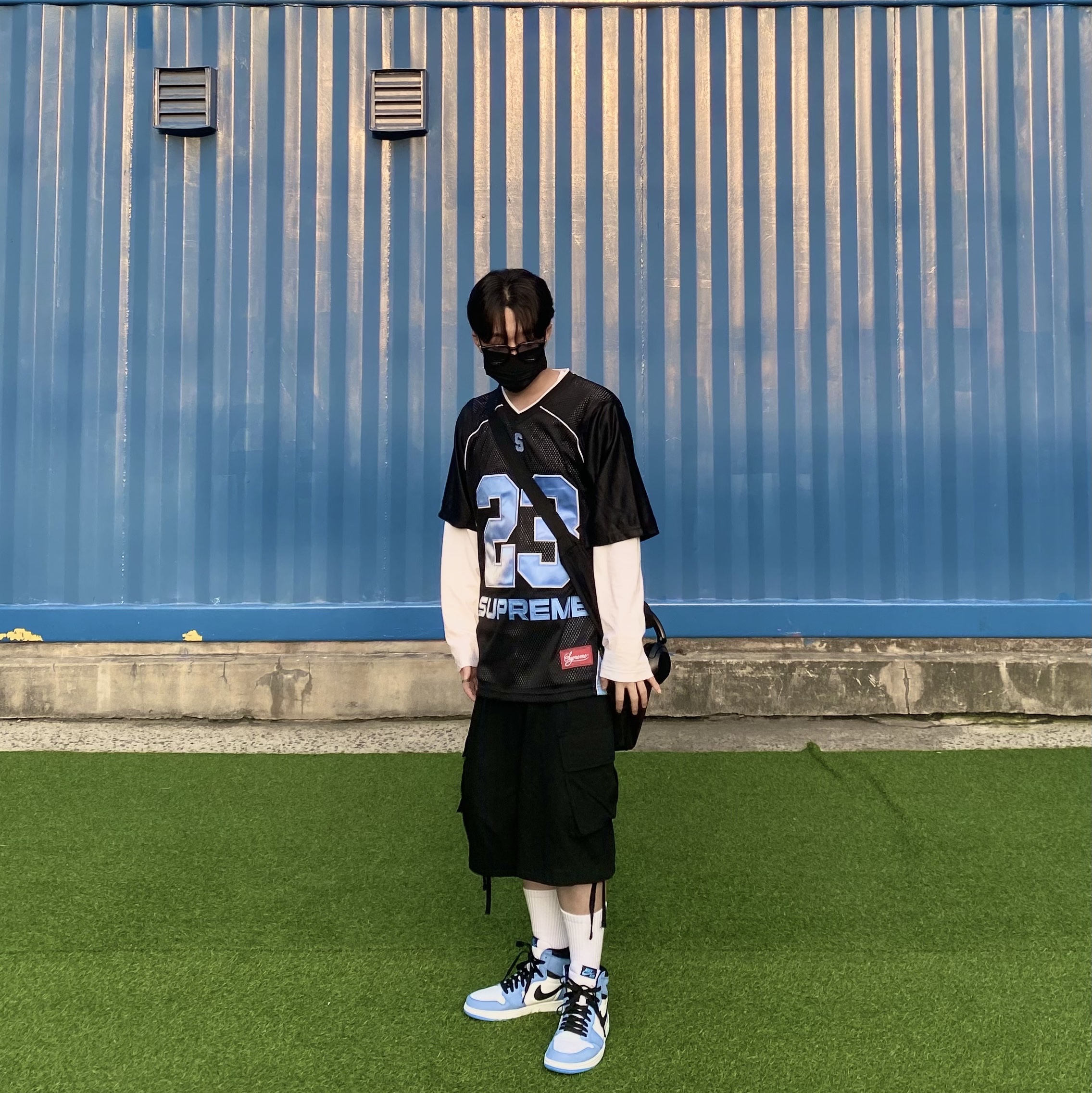 Jordan 1 Retro High OG University Blue, Stussy Small Stock Crew Socks White (3 Pack) 착용 스타일 - 2