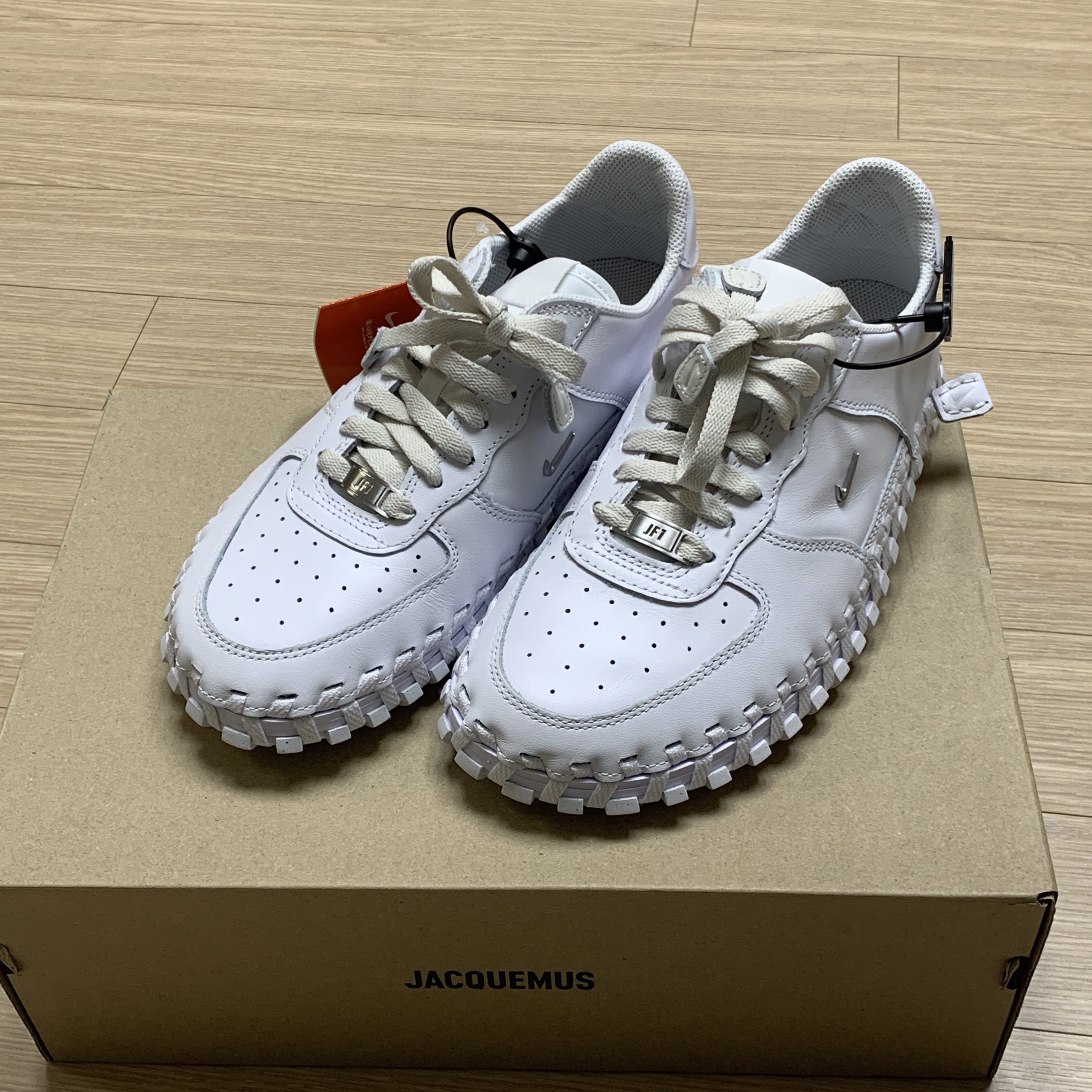 Nike x Jacquemus J Force 1 Low LX SP White 착용 스타일