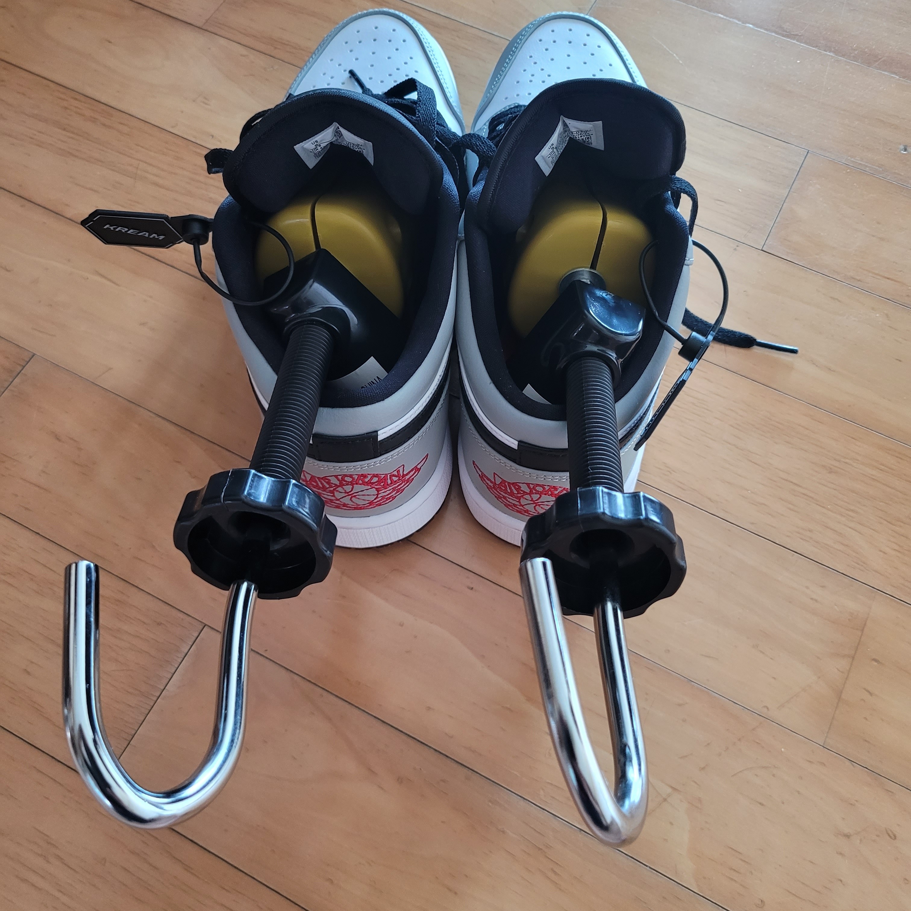 Jordan 1 Low Light Smoke Grey 착용 스타일 - 3