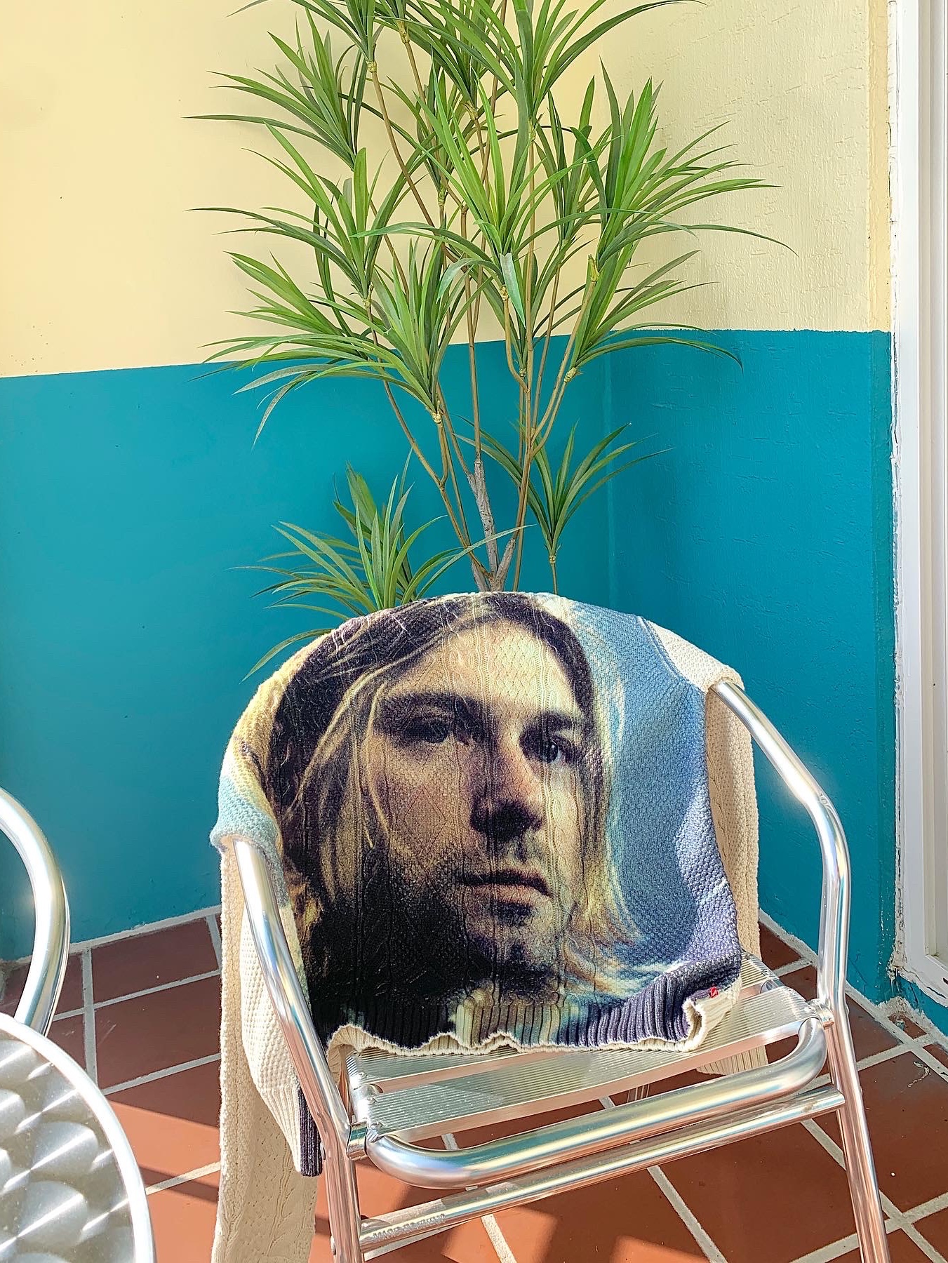 Supreme Kurt Cobain Sweater White - 23SS 착용 스타일 - 2