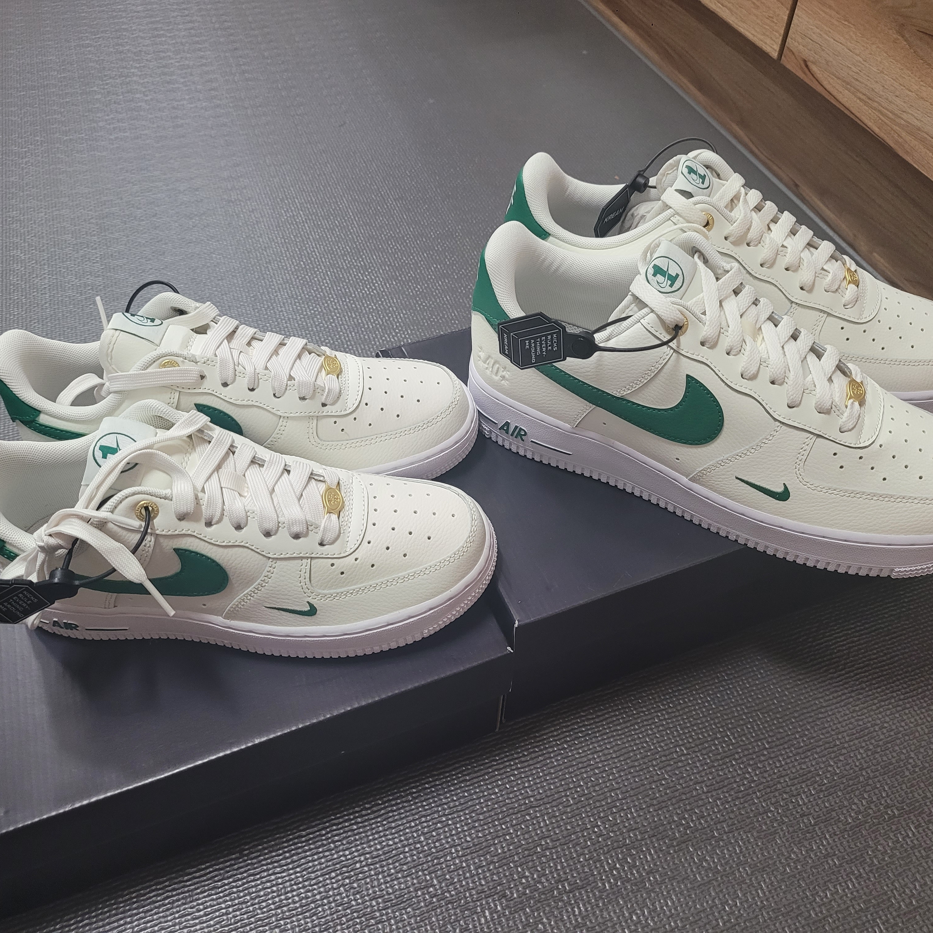 Nike Air Force 1 '07 LV8 40th Anniversary Join Forces Sail Malachite, (W) Nike Air Force 1 '07 SE 40th Anniversary Join Forces Sail Malachite 착용 스타일 - 3