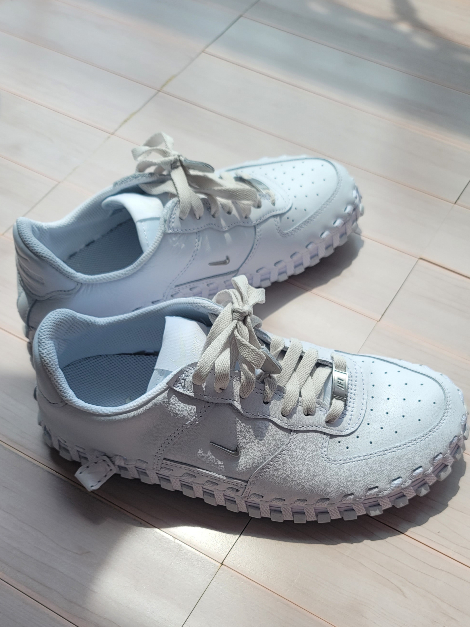 Nike x Jacquemus J Force 1 Low LX SP White 착용 스타일 - 2