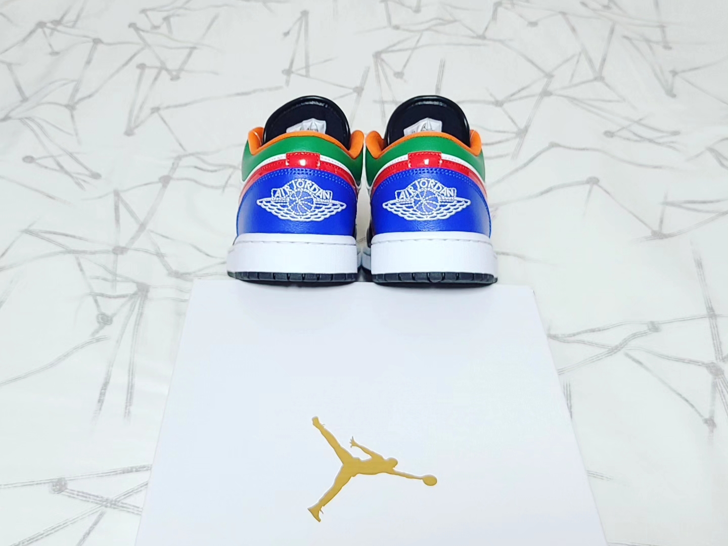 (W) Jordan 1 Low SE Multi-Color Black Toe 착용 스타일 - 5