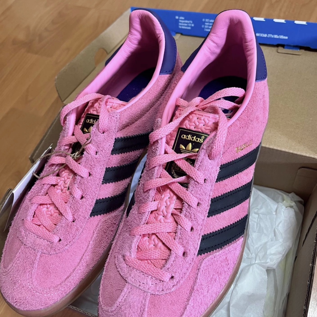 (W) Adidas Gazelle Indoor Bliss Pink 착용 스타일