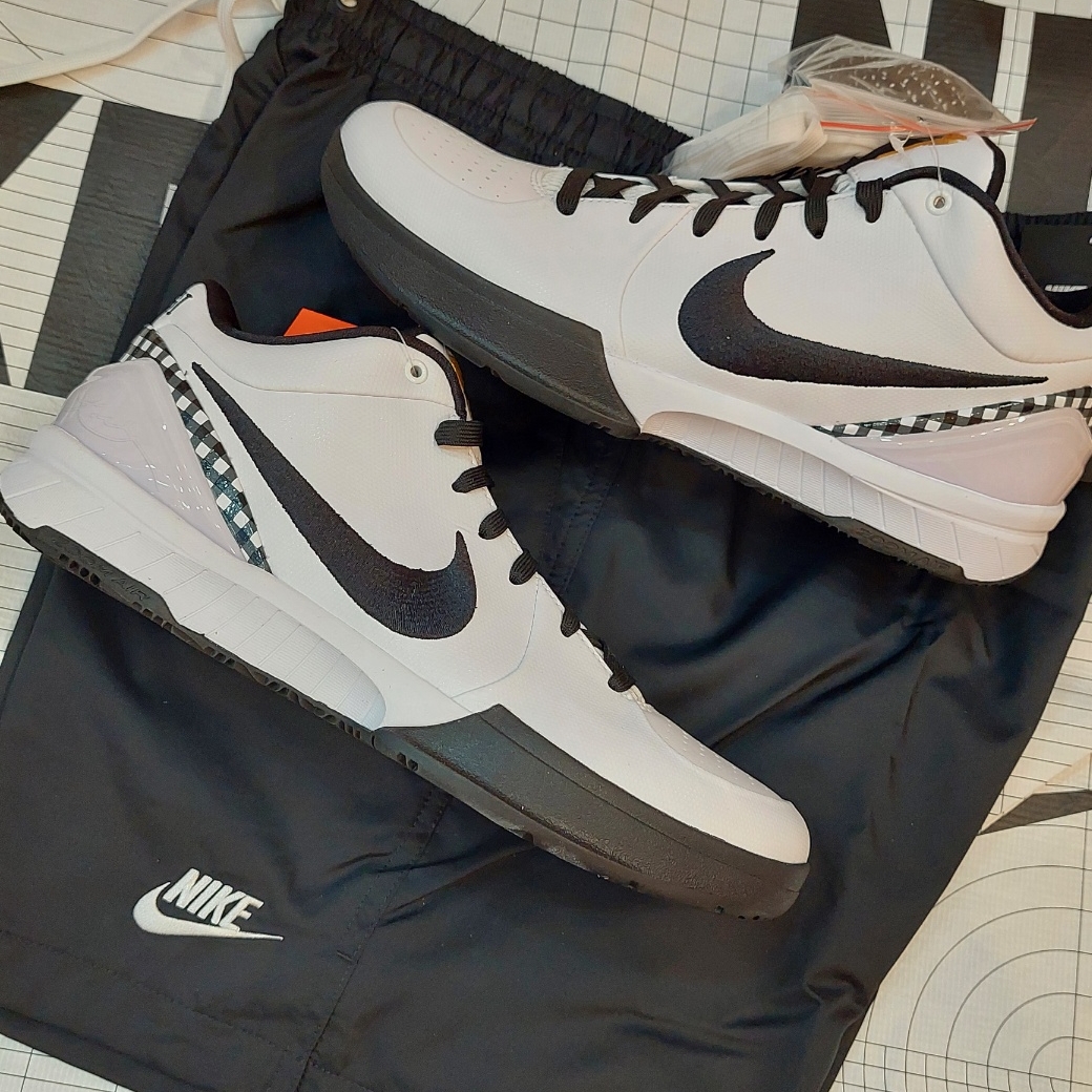 Nike Kobe 4 Protro Mambacita Gigi, Nike NSW Woven Shorts Black - Asia 착용 스타일