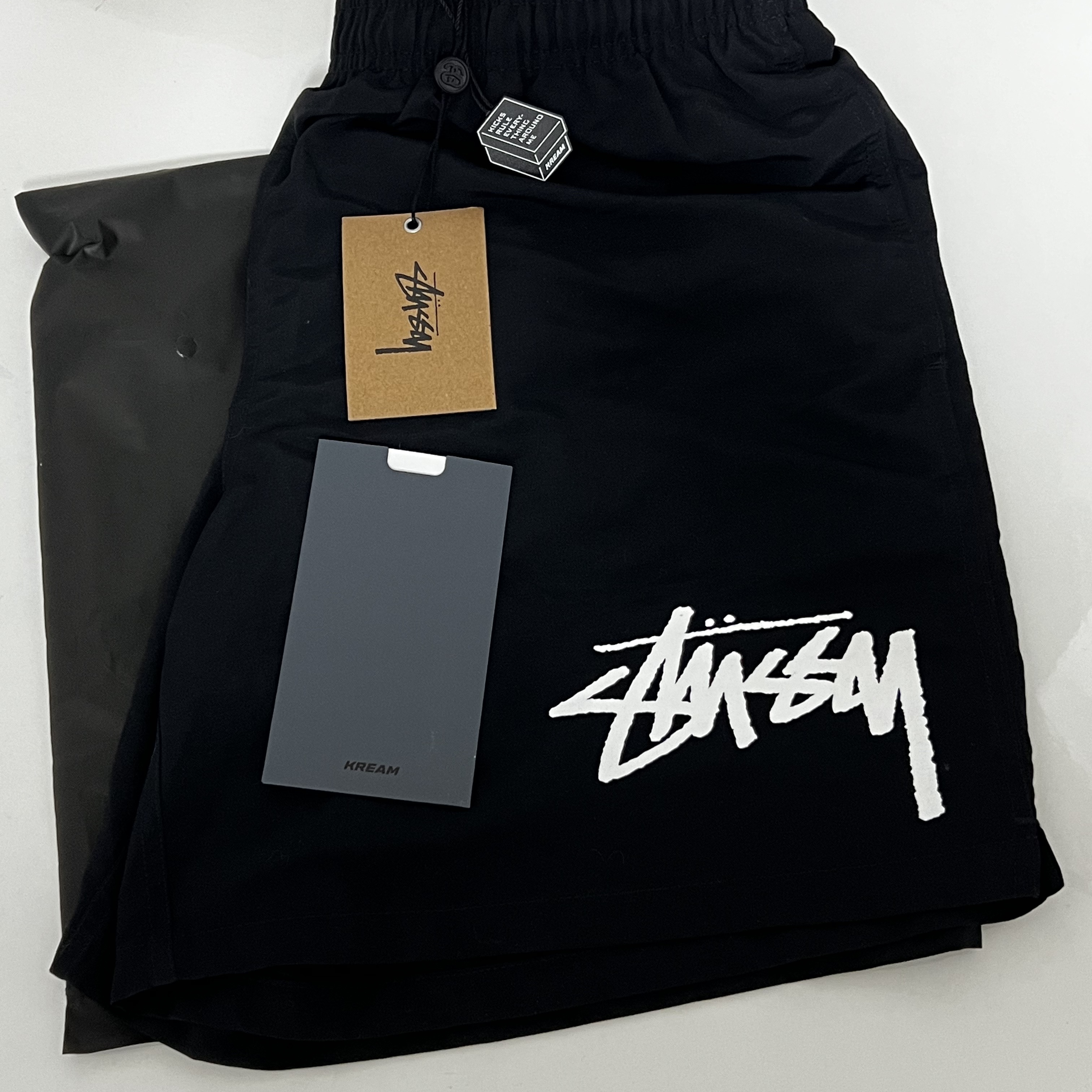 Stussy Big Stock Water Shorts Black 착용 스타일