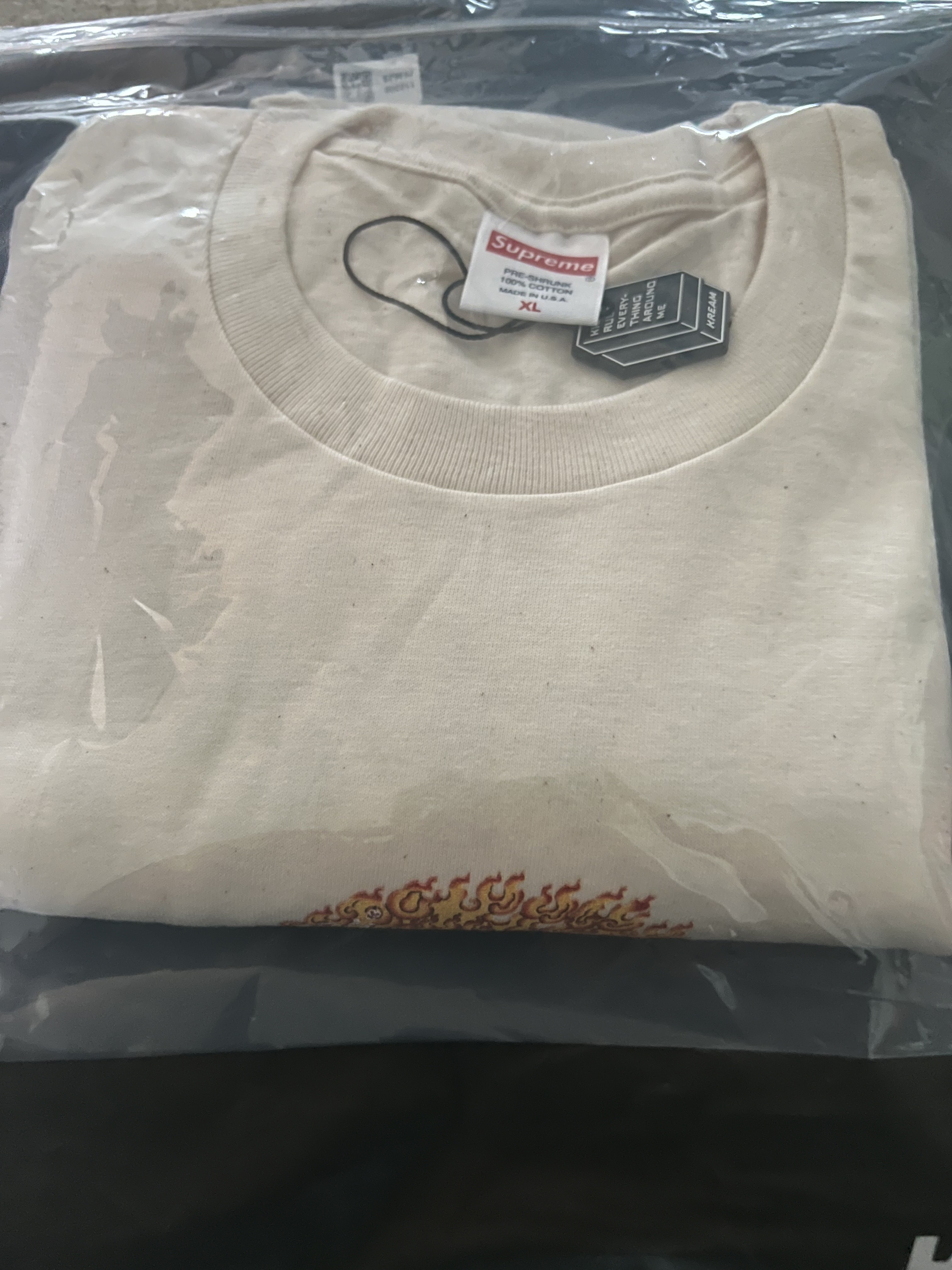 Supreme Person T-Shirt Natural - 22SS 착용 스타일