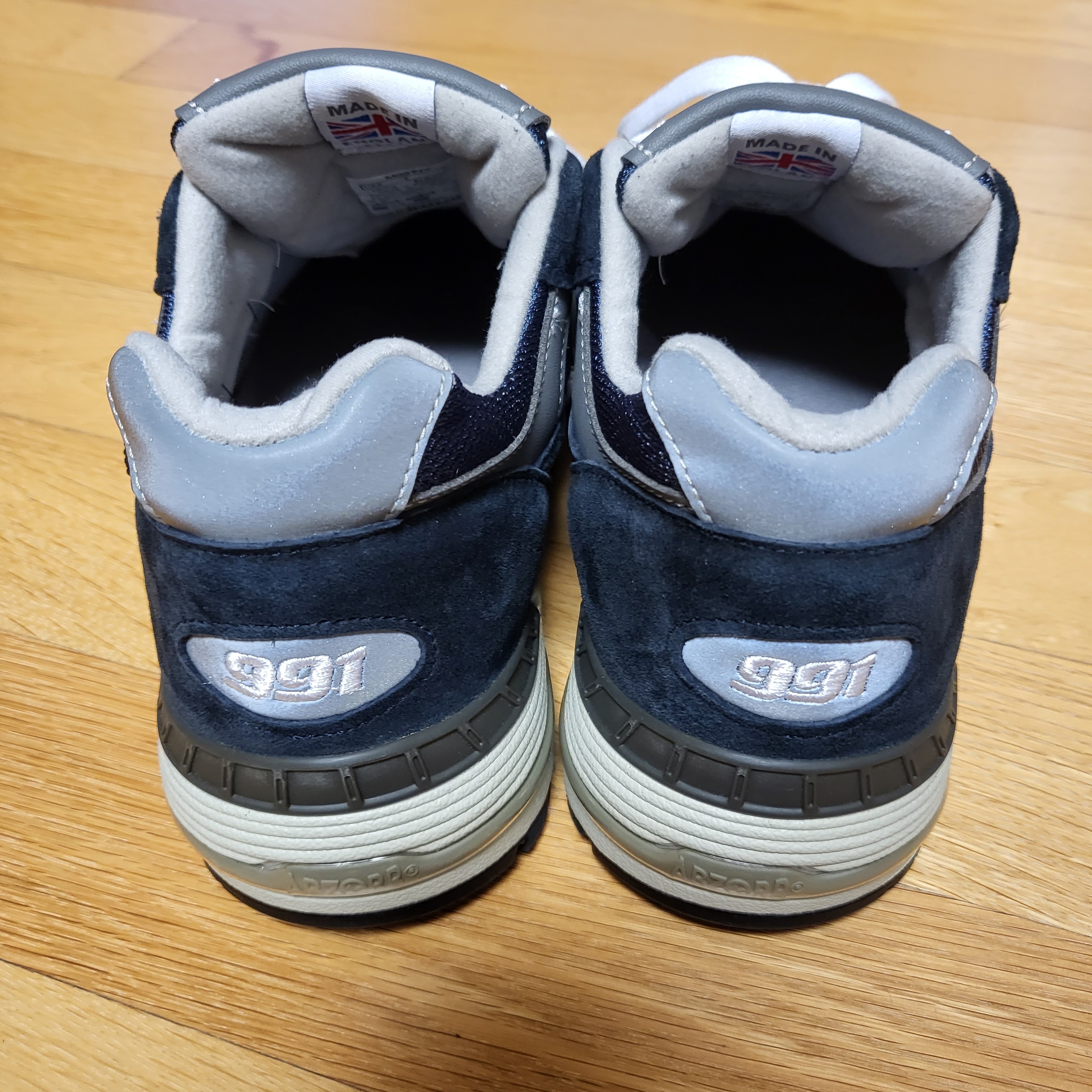 New Balance 991 Made in UK Navy 착용 스타일 - 2