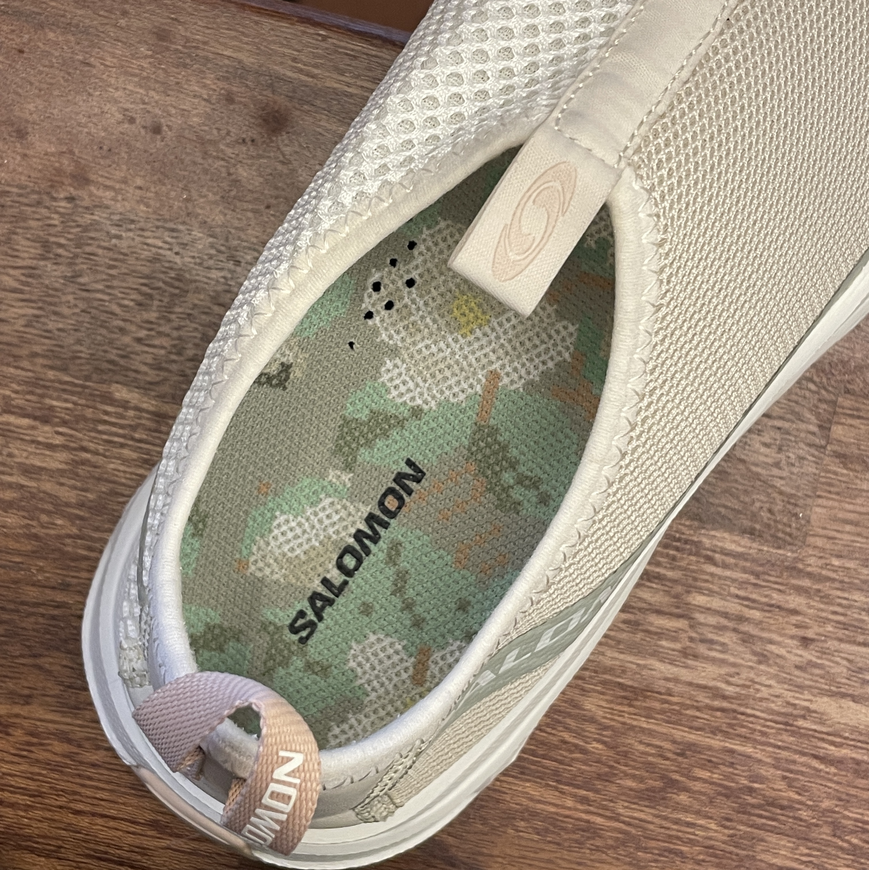 Salomon RX Moc Cottage Core Vanilla Ice Desert Sage 착용 스타일