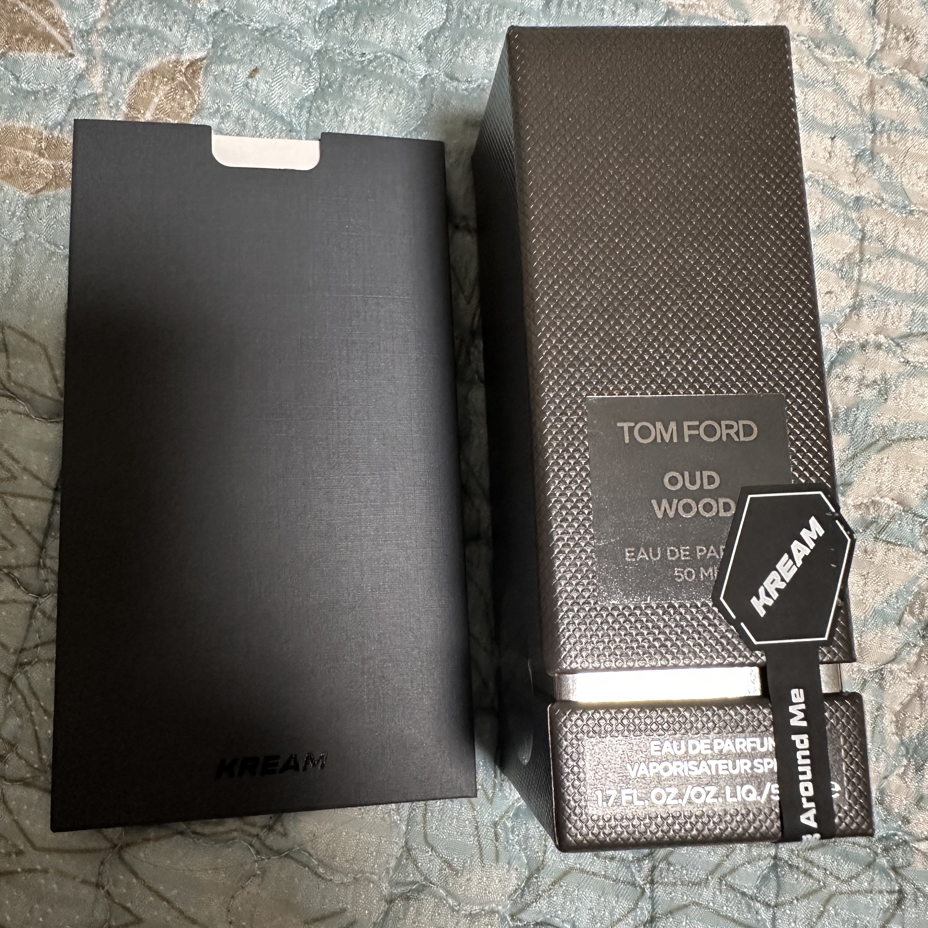 Tom Ford Oud Wood Eau De Parfum 50ml 착용 스타일 - 1
