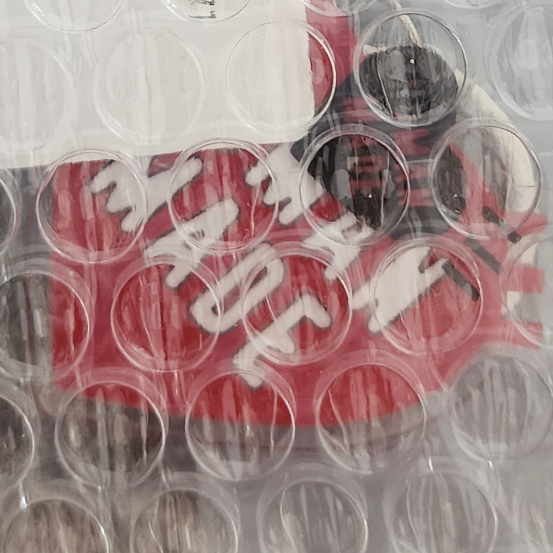 Human Made Heart Keyring Red 착용 스타일