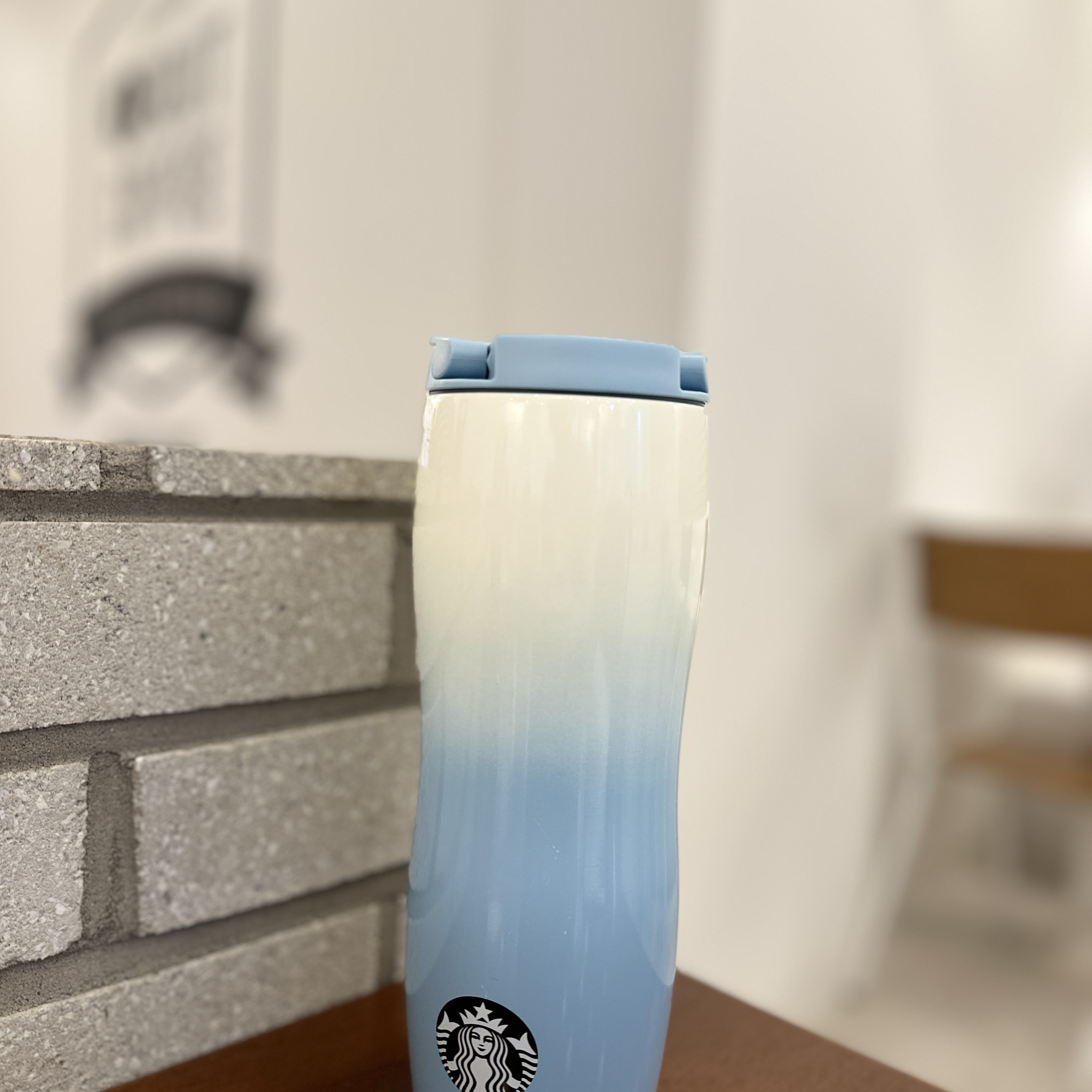 Starbucks 23 SS Summer Blue Concord Tumbler 591ml 착용 스타일