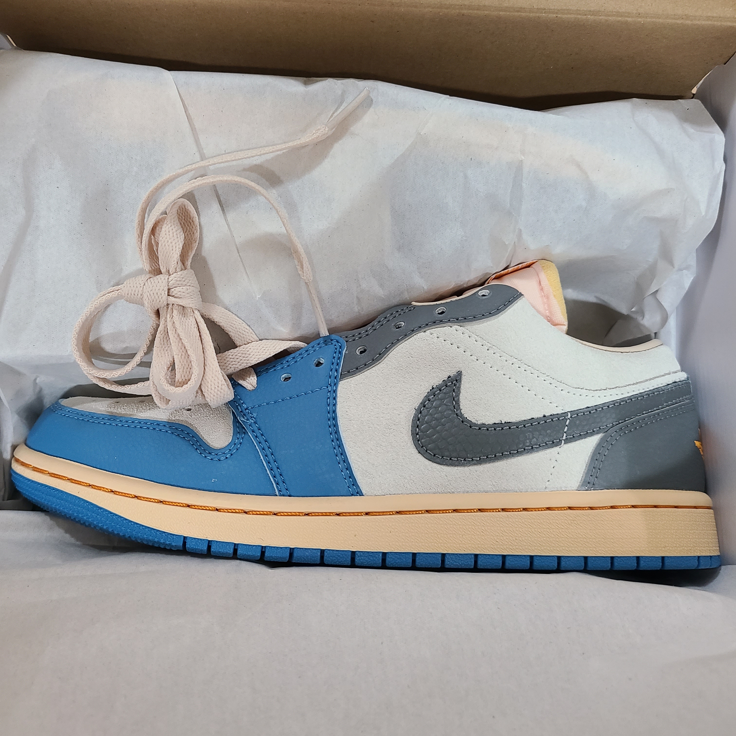 Jordan 1 Low SE Tokyo 96 착용 스타일
