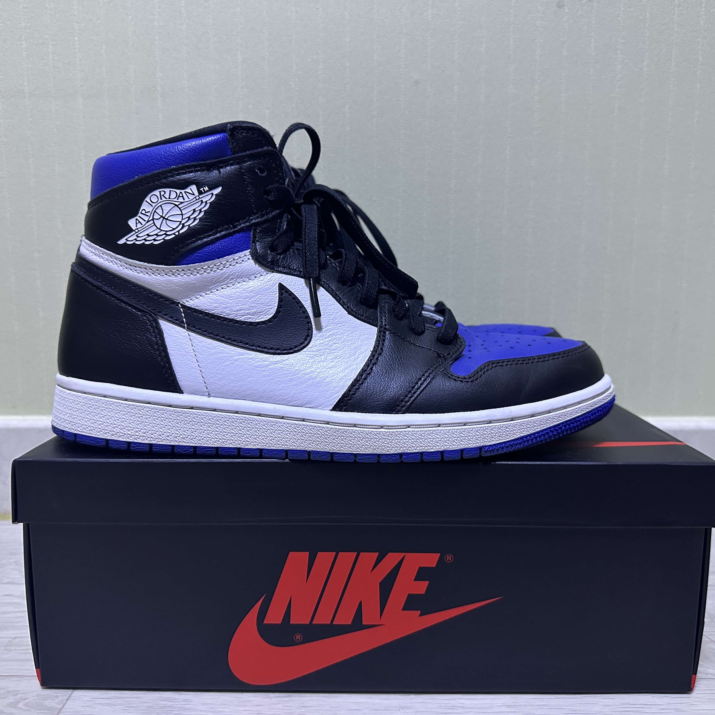 Jordan 1 Retro High OG Royal Toe 착용 스타일 - 2