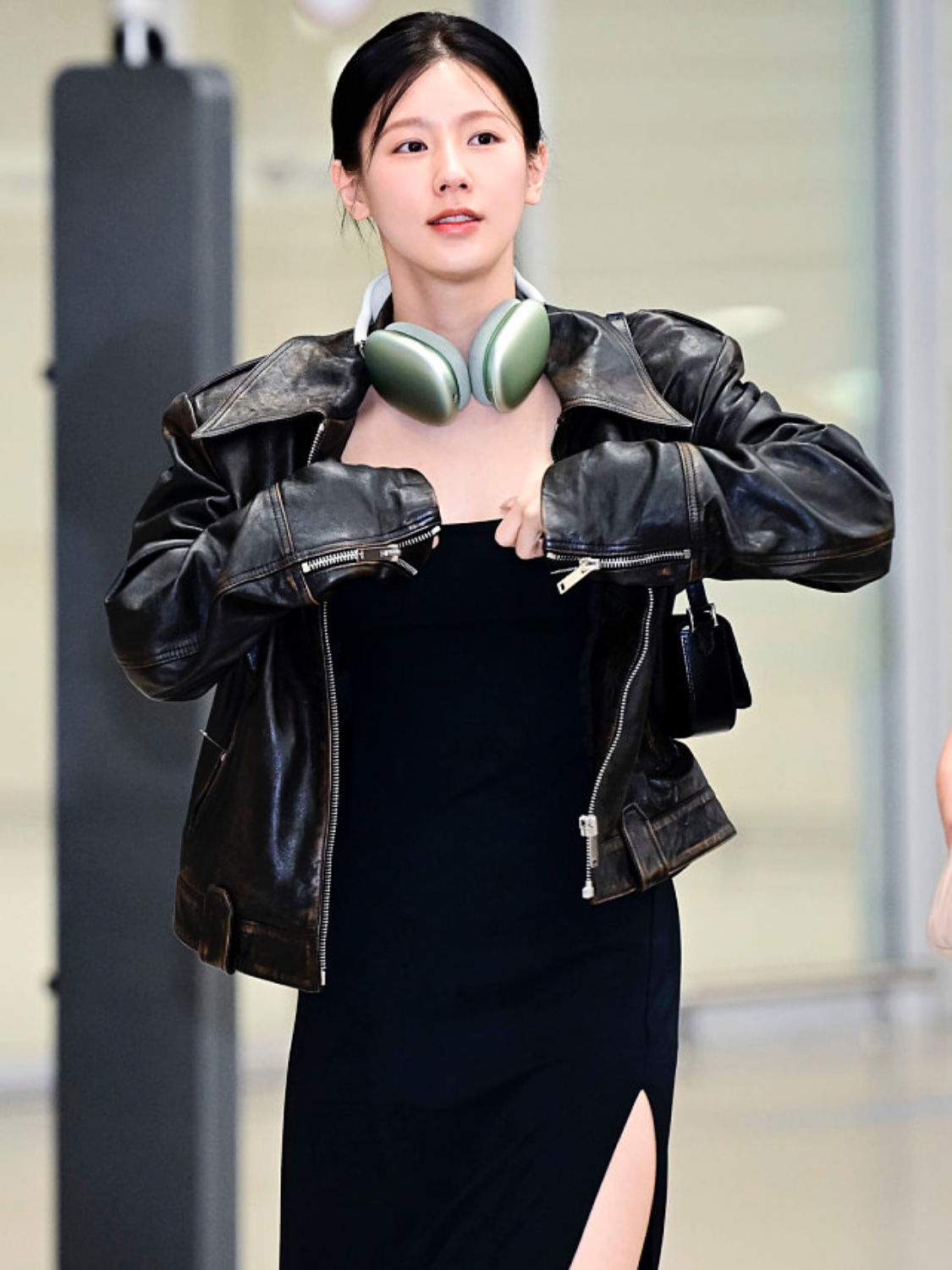 Apple AirPods Max Lightning Green (Korean Ver.) 착용 스타일