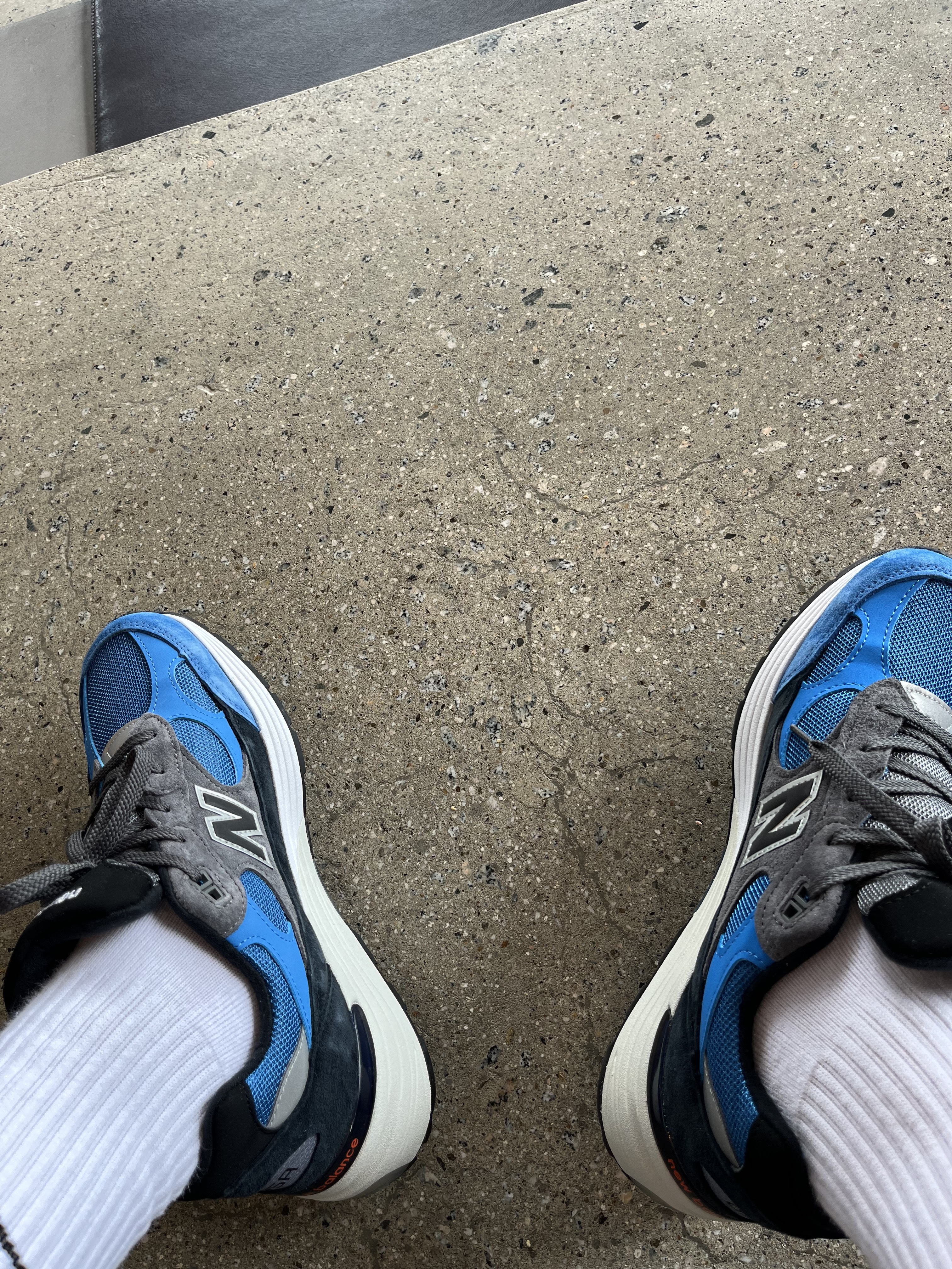 New Balance 992 Made in USA Blue Grey 착용 스타일