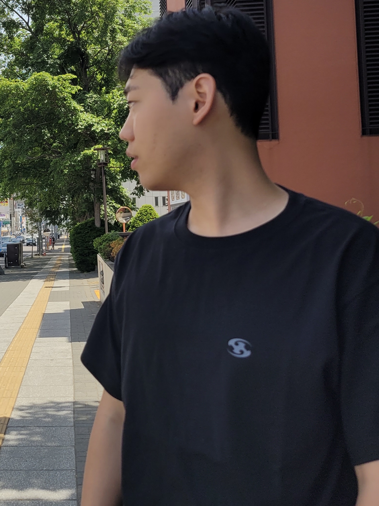 Sansan Gear Logo T-Shirt Black - 23SS 착용 스타일
