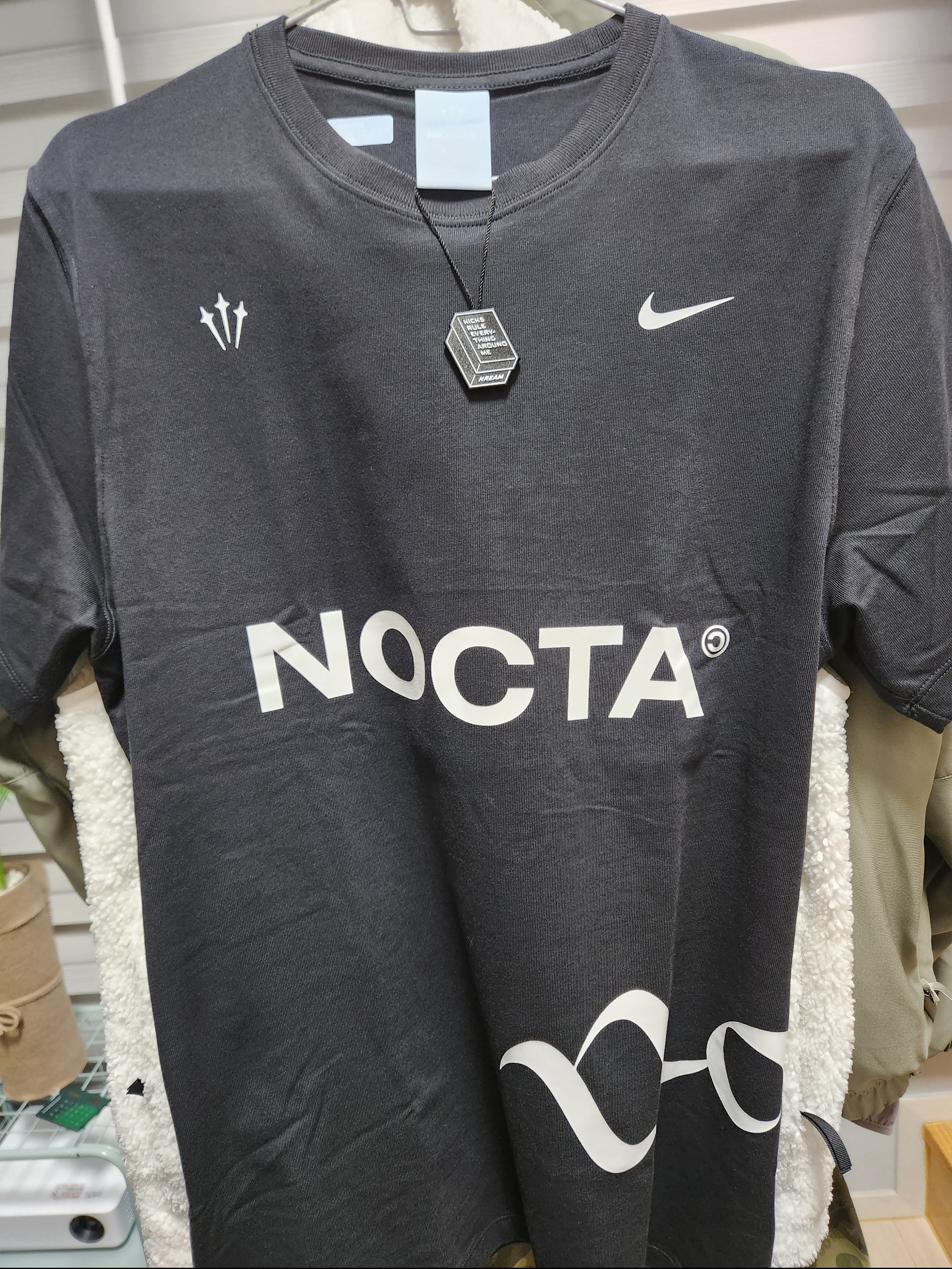 Nike x Drake Nocta NRG Essential Short Sleeve Top Black - Asia 착용 스타일