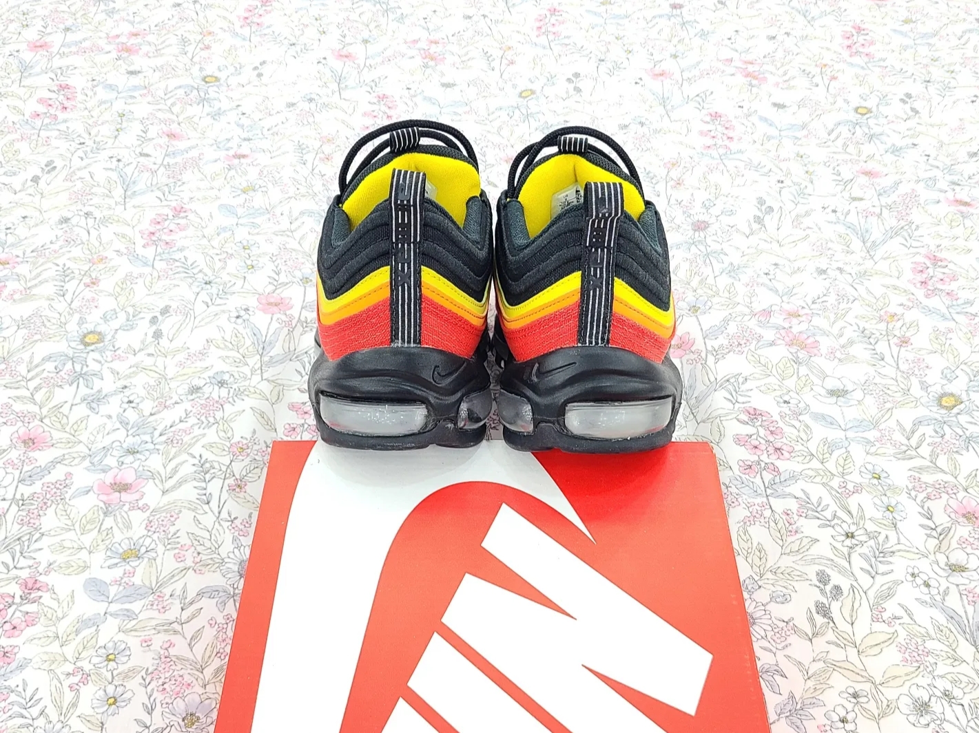 Nike Air Max 97 Hanshin Tigers 착용 스타일 - 5